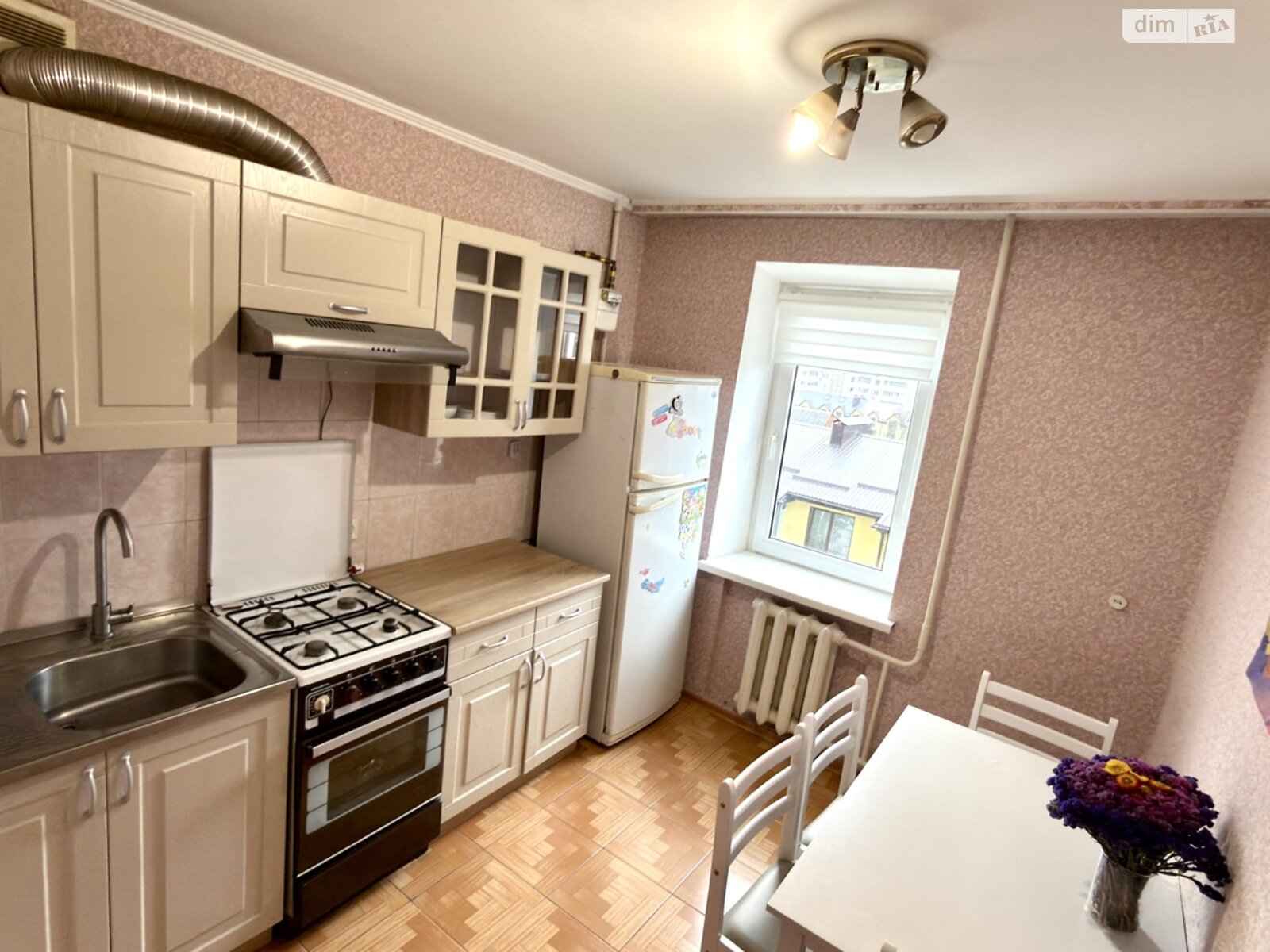 однокомнатная квартира в Виннице, район Урожай, на ул. Николая Амосова 9, кв. 28 в аренду на долгий срок помесячно фото 1 однокомнатная квартира в Виннице, район Урожай, на ул. Николая Амосова 9, кв. 28 в аренду на долгий срок помесячно фото 1