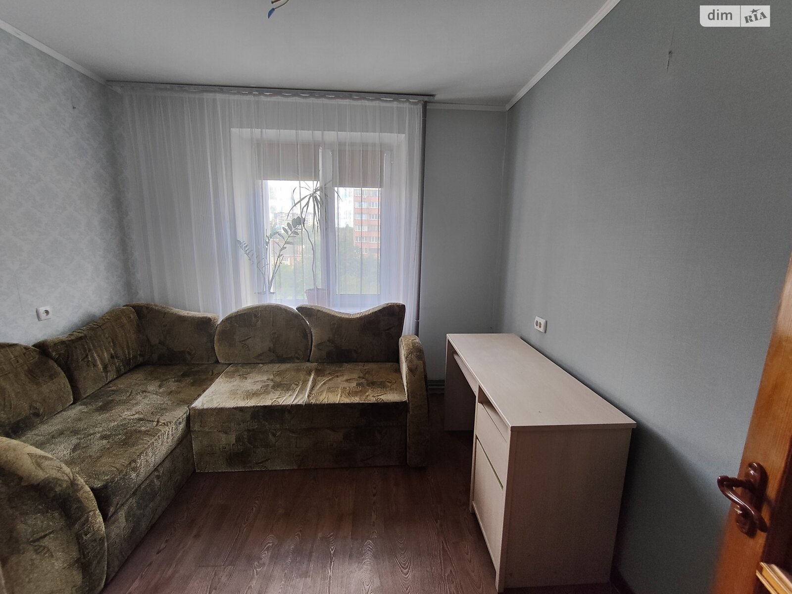 трехкомнатная квартира в Виннице, район Урожай, на ул. Пирогова 103А в аренду на долгий срок помесячно фото 1