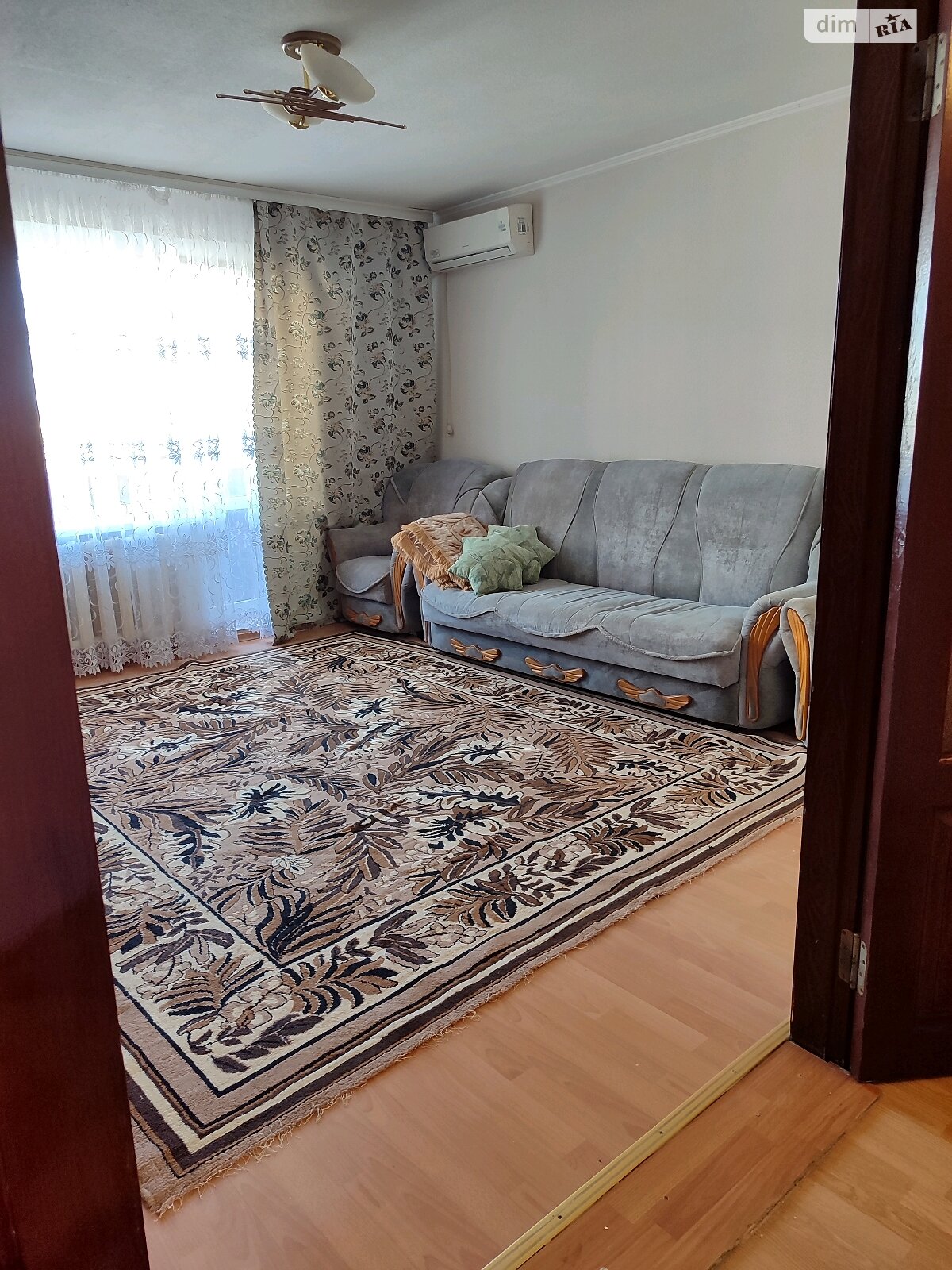 трехкомнатная квартира в Виннице, район Замостье, на ул. Варшавская 16 в аренду на долгий срок помесячно фото 1 трехкомнатная квартира в Виннице, район Замостье, на ул. Варшавская 16 в аренду на долгий срок помесячно фото 1