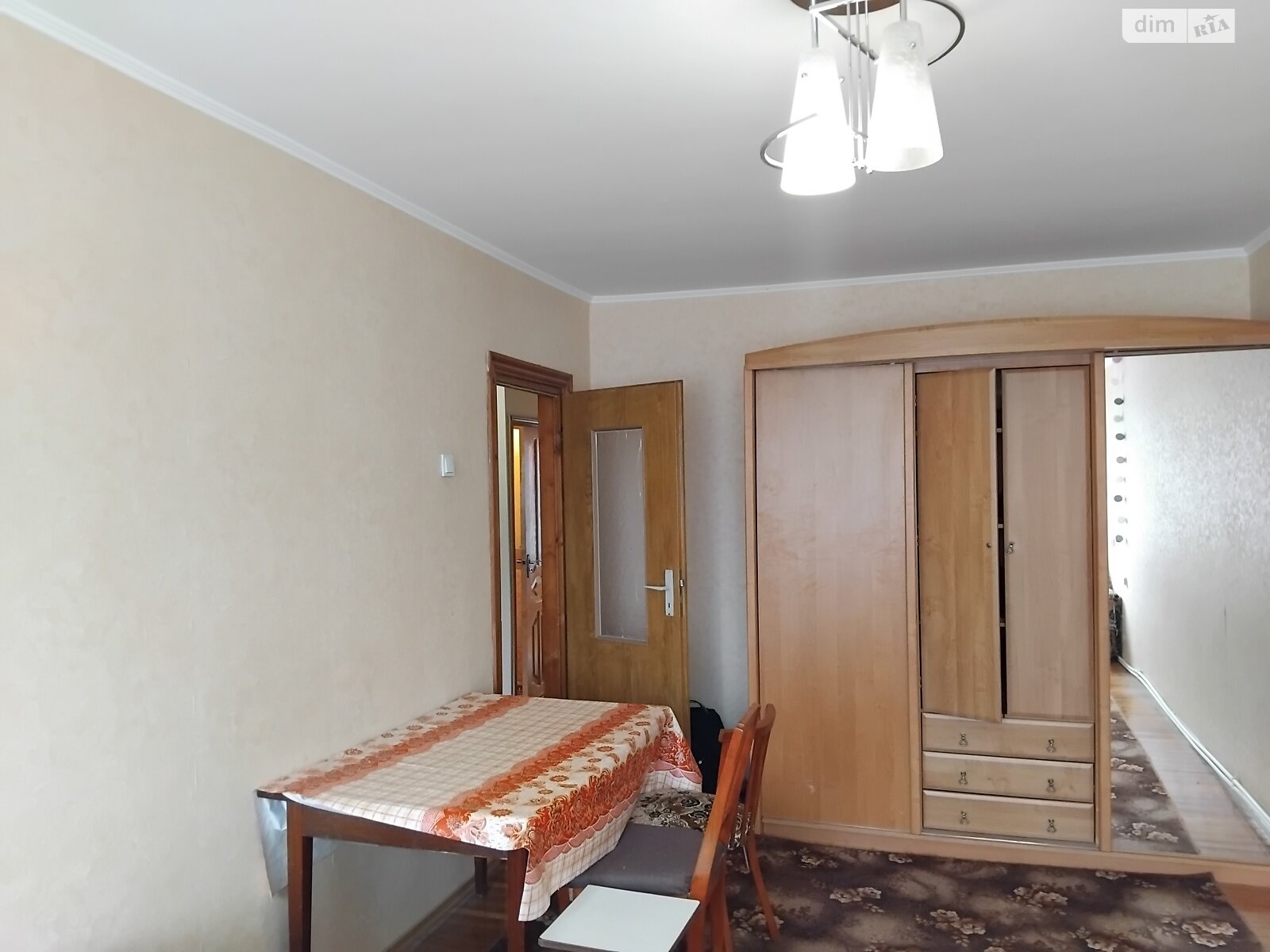 трикімнатна квартира в Вінниці, район Вишенька, на вул. 600-річчя в довготривалу оренду помісячно фото 1 трикімнатна квартира в Вінниці, район Вишенька, на вул. 600-річчя в довготривалу оренду помісячно фото 1