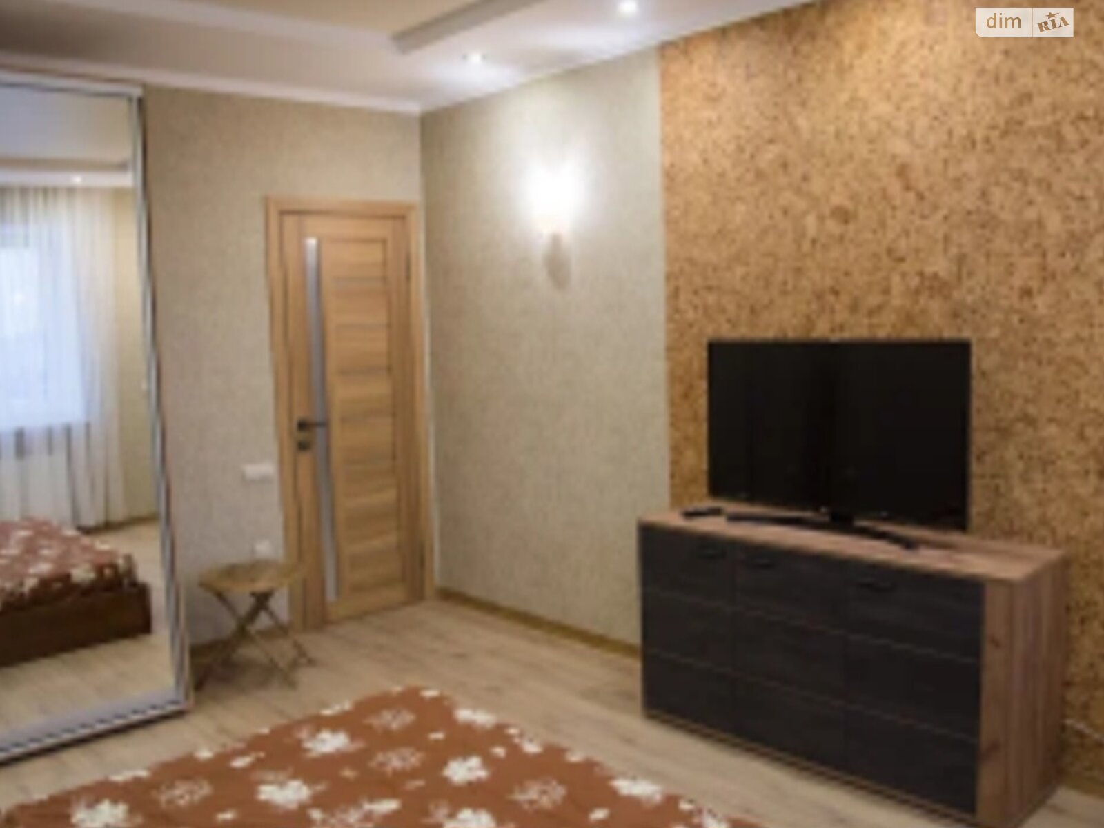 однокімнатна квартира з меблями в Вінниці, район Вишенька, на вул. 600-річчя 66В в довготривалу оренду помісячно фото 1