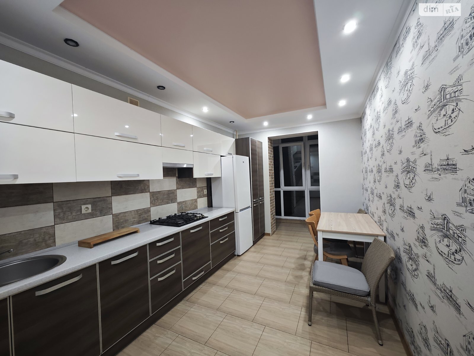 однокімнатна квартира з меблями в Вінниці, район Вишенька, на вул. 600-річчя 66В в довготривалу оренду помісячно фото 1