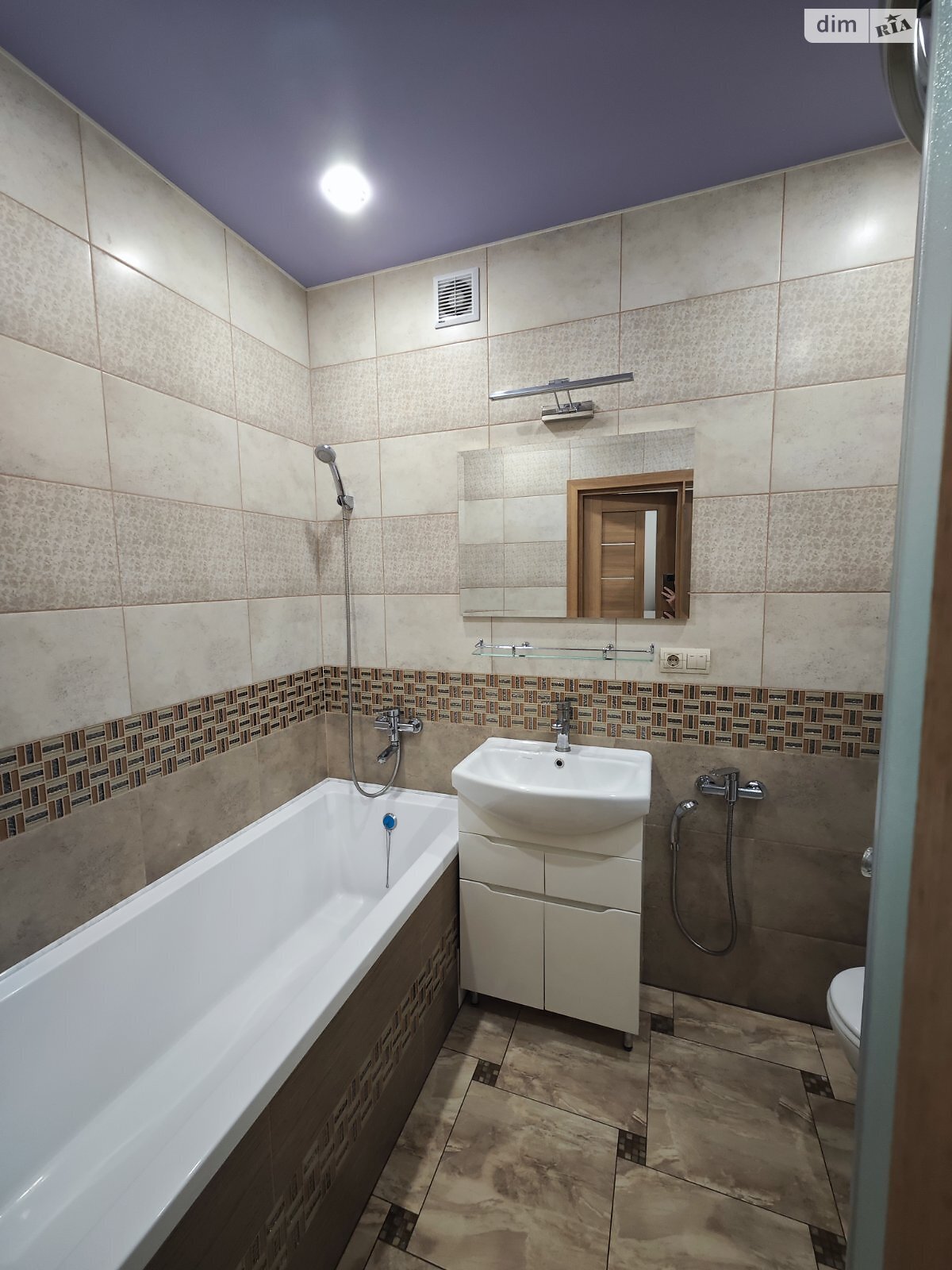 однокімнатна квартира з меблями в Вінниці, район Вишенька, на вул. 600-річчя 66В в довготривалу оренду помісячно фото 1