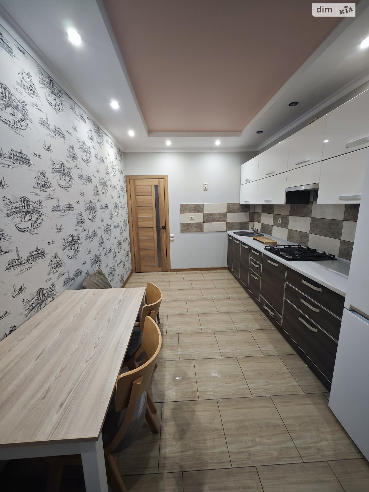 однокімнатна квартира з меблями в Вінниці, район Вишенька, на вул. 600-річчя 66В в довготривалу оренду помісячно фото 1