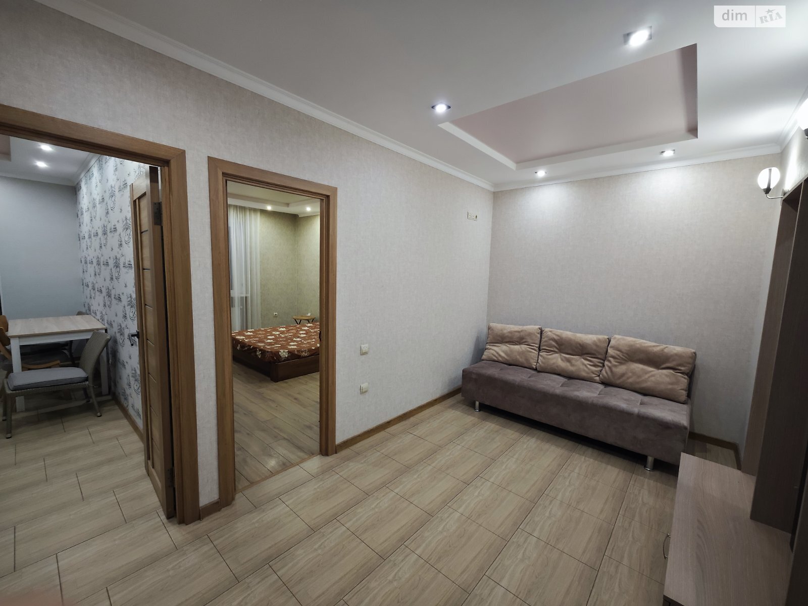 однокімнатна квартира з меблями в Вінниці, район Вишенька, на вул. 600-річчя 66В в довготривалу оренду помісячно фото 1