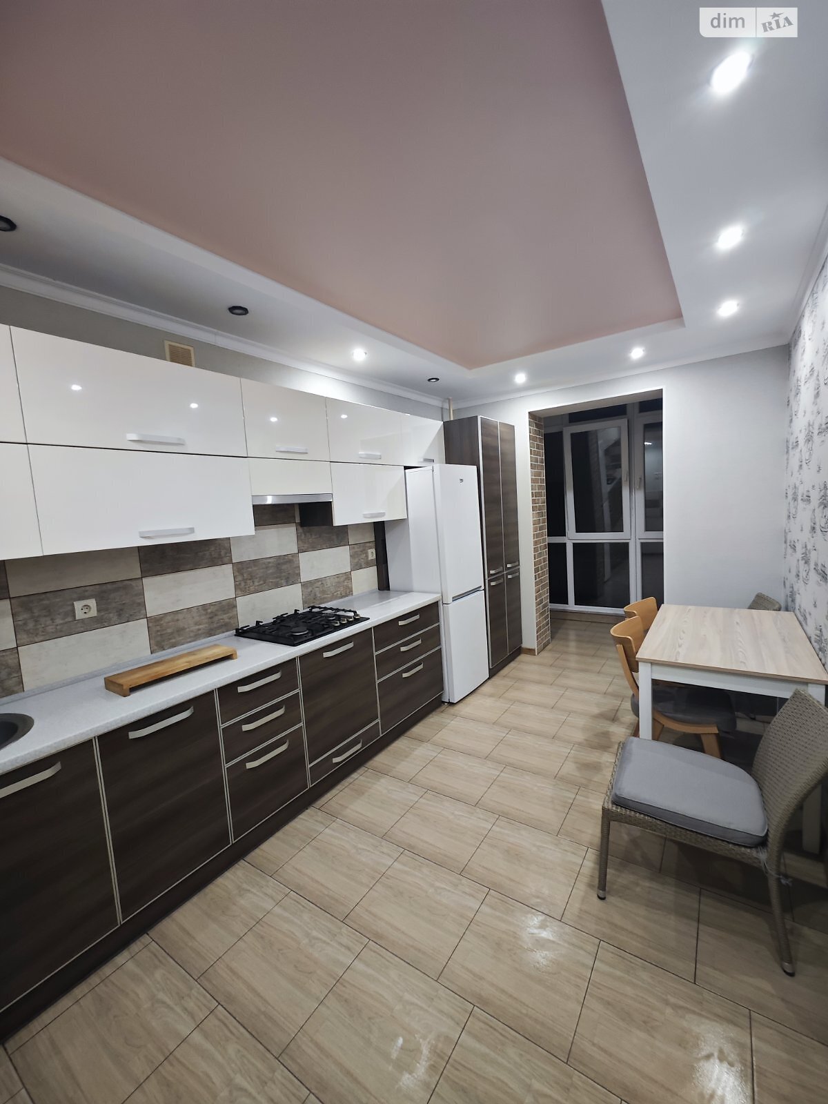 однокімнатна квартира з меблями в Вінниці, район Вишенька, на вул. 600-річчя 66В в довготривалу оренду помісячно фото 1