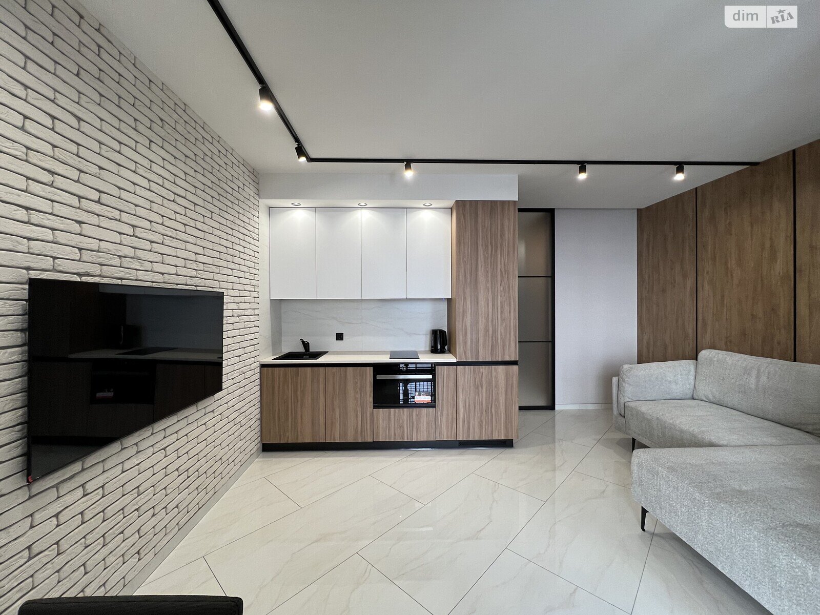 однокімнатна квартира в Вінниці, район Вишенька, на вул. 600-річчя 3Г в довготривалу оренду помісячно фото 1