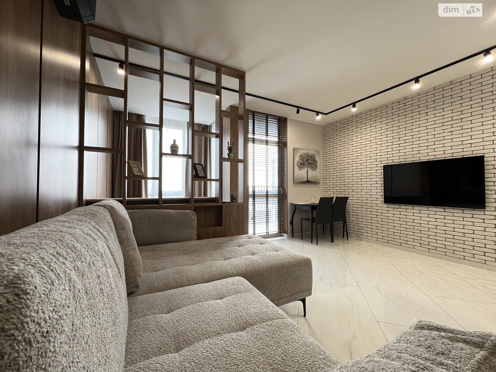 однокімнатна квартира в Вінниці, район Вишенька, на вул. 600-річчя 3Г в довготривалу оренду помісячно фото 1