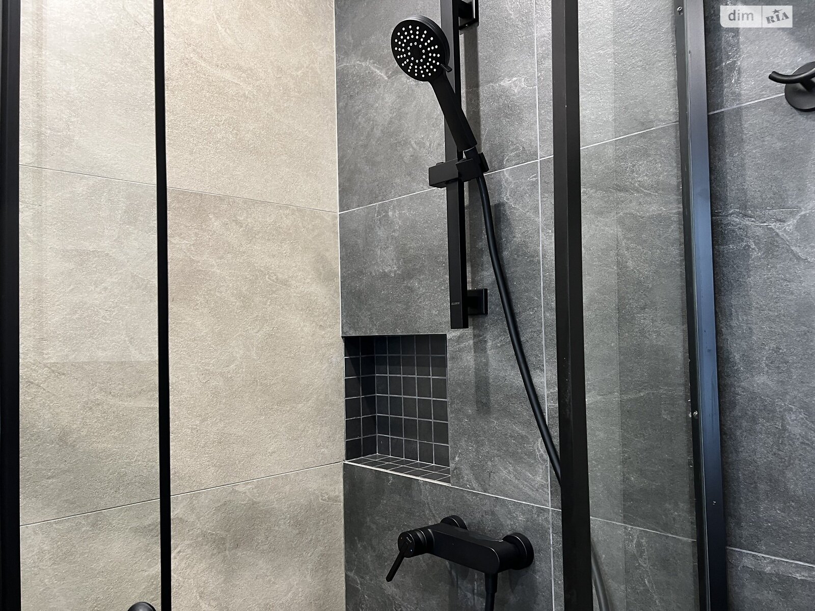 однокімнатна квартира в Вінниці, район Вишенька, на вул. 600-річчя 3Г в довготривалу оренду помісячно фото 1