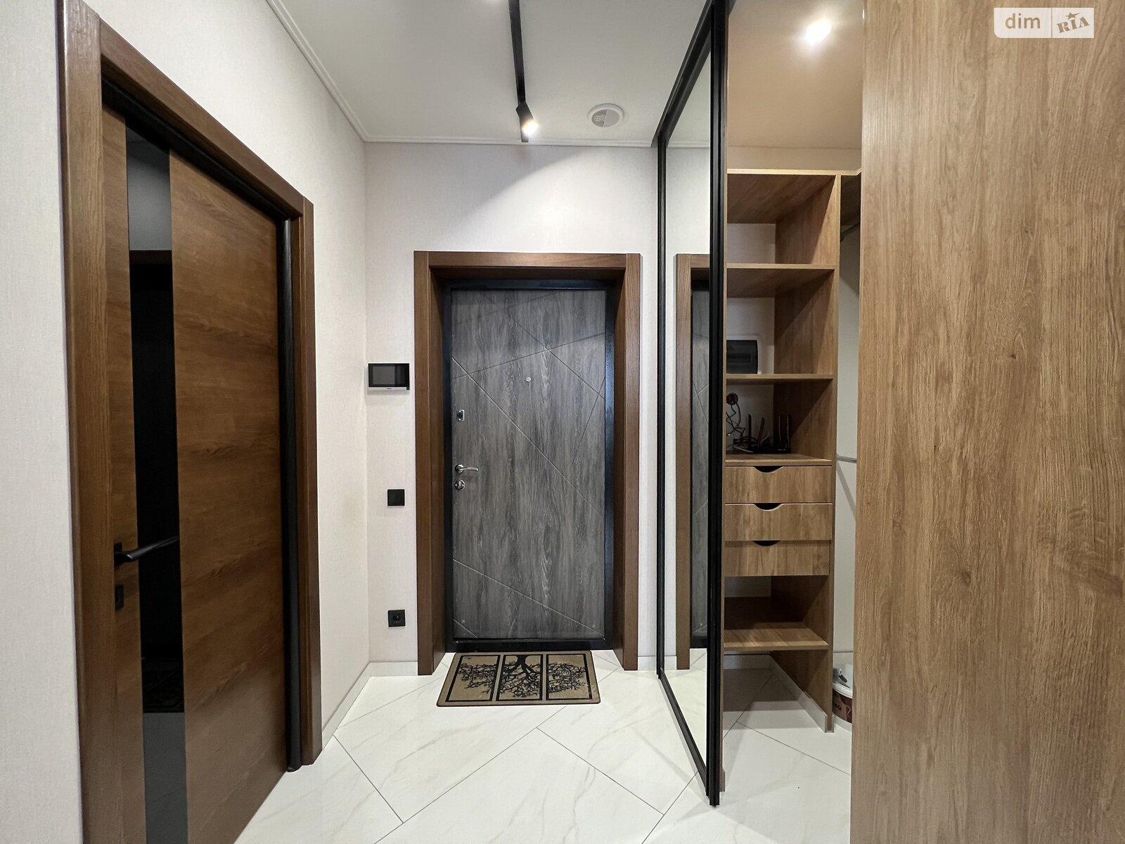 однокімнатна квартира в Вінниці, район Вишенька, на вул. 600-річчя 3Г в довготривалу оренду помісячно фото 1