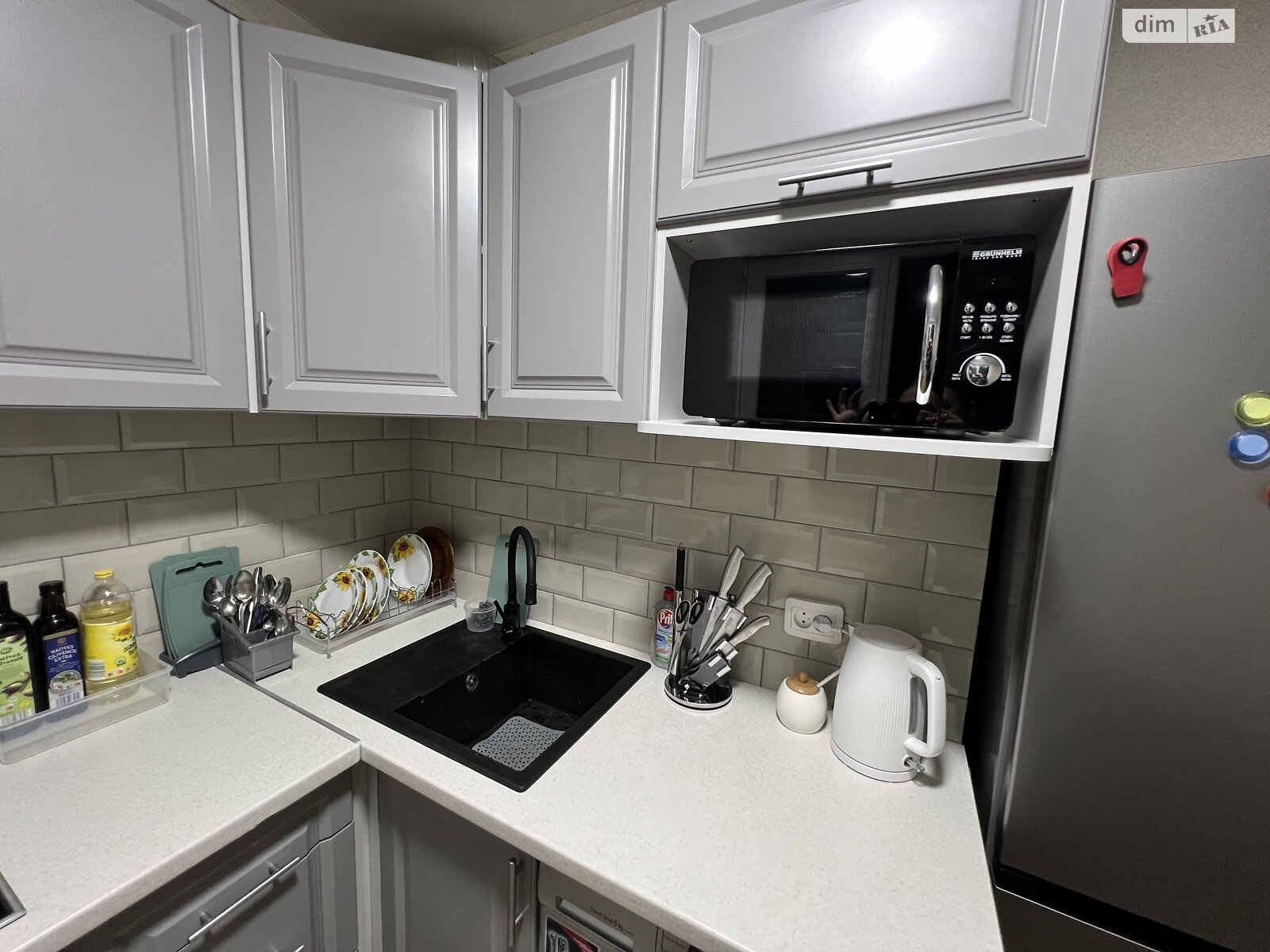 двокімнатна квартира в Вінниці, район Вишенька, на вул. Андрія Первозванного 50 в довготривалу оренду помісячно фото 1