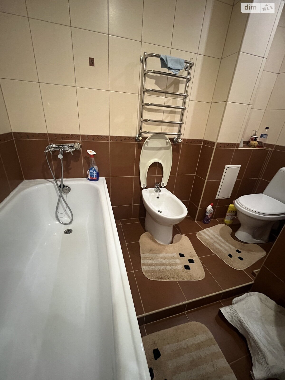 двокімнатна квартира в Вінниці, район Вишенька, на вул. Андрія Первозванного в довготривалу оренду помісячно фото 1