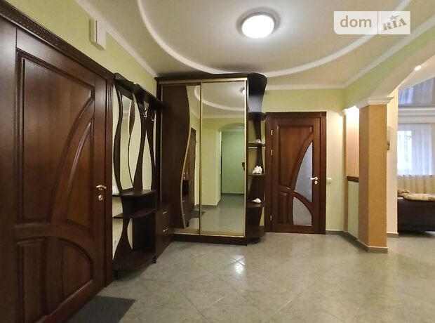 четырехкомнатная квартира с мебелью в Виннице, район Вишенка, на ул. Келецкая в аренду на долгий срок помесячно фото 1 четырехкомнатная квартира с мебелью в Виннице, район Вишенка, на ул. Келецкая в аренду на долгий срок помесячно фото 1
