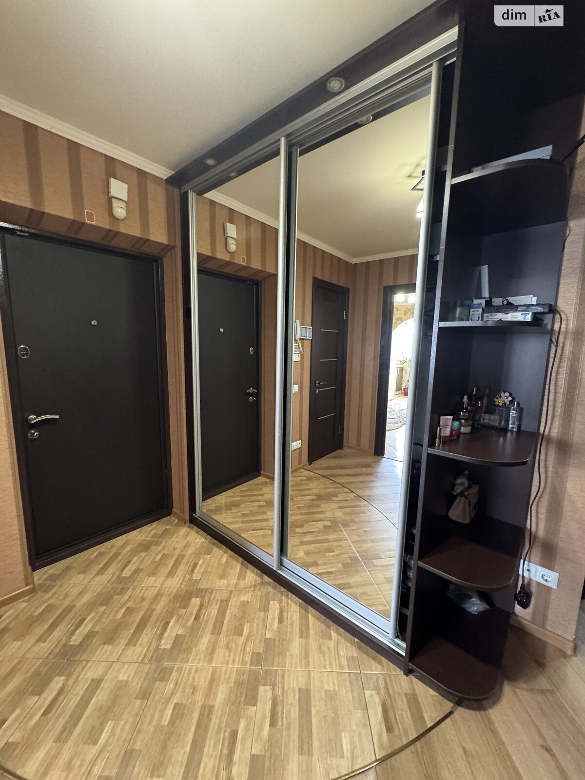 двухкомнатная квартира в Виннице, район Вишенка, на ул. Келецкая в аренду на долгий срок помесячно фото 1 двухкомнатная квартира в Виннице, район Вишенка, на ул. Келецкая в аренду на долгий срок помесячно фото 1