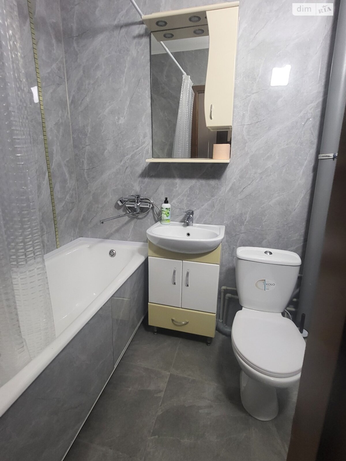 однокомнатная квартира в Виннице, район Вишенка, на ул. Келецкая в аренду на долгий срок помесячно фото 1 однокомнатная квартира в Виннице, район Вишенка, на ул. Келецкая в аренду на долгий срок помесячно фото 1