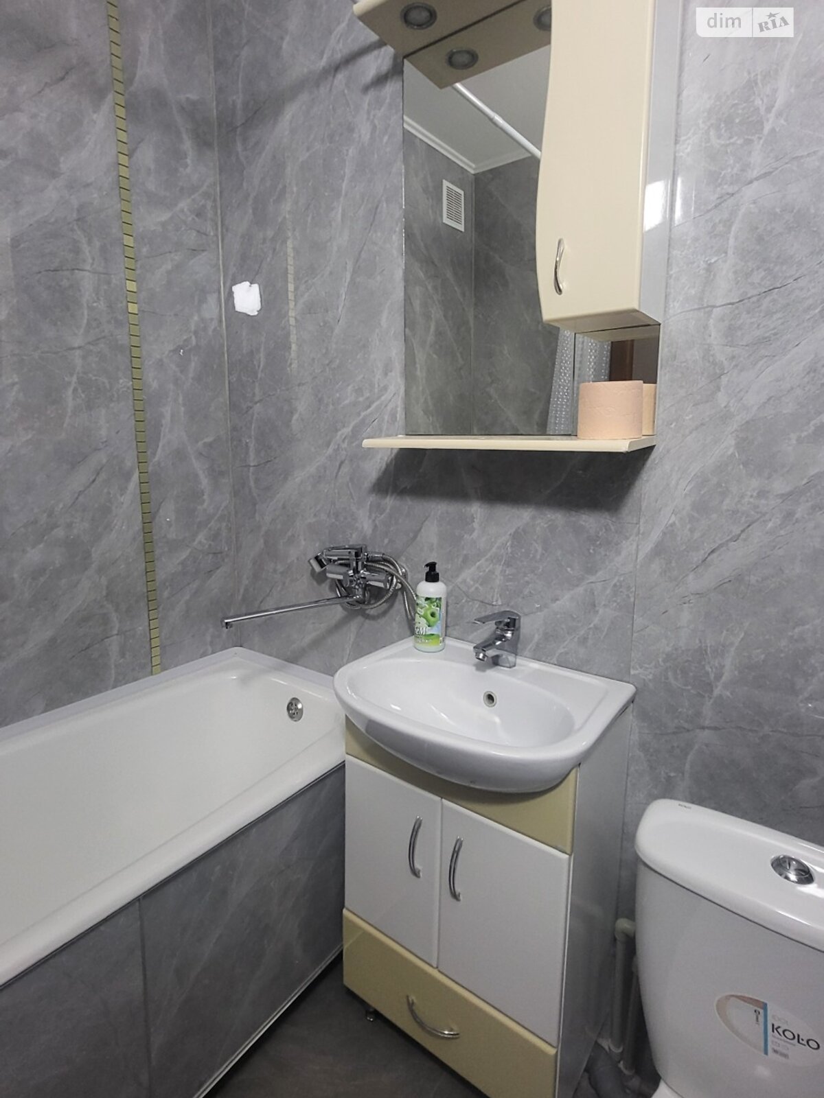 однокомнатная квартира в Виннице, район Вишенка, на ул. Келецкая в аренду на долгий срок помесячно фото 1 однокомнатная квартира в Виннице, район Вишенка, на ул. Келецкая в аренду на долгий срок помесячно фото 1