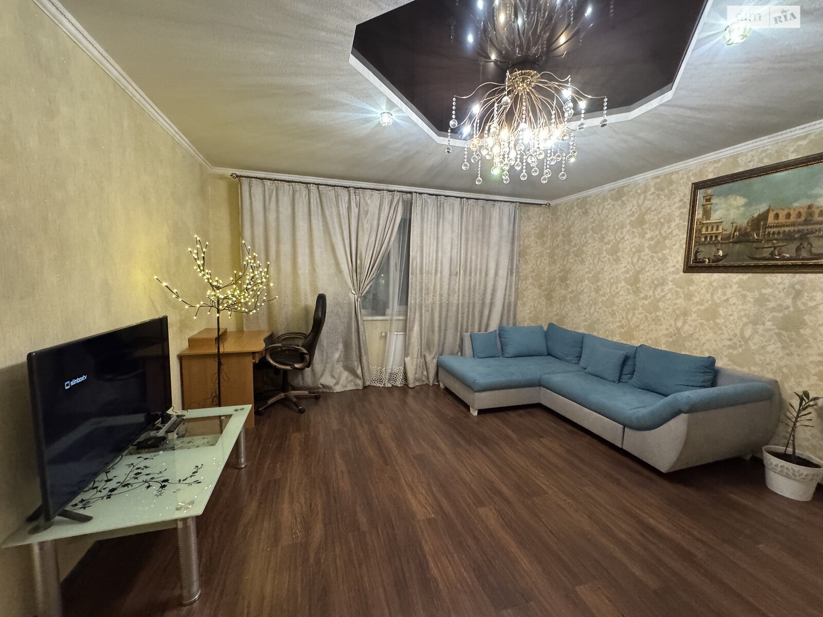 трикімнатна квартира в Вінниці, район Вишенька, на вул. Келецька в довготривалу оренду помісячно фото 1