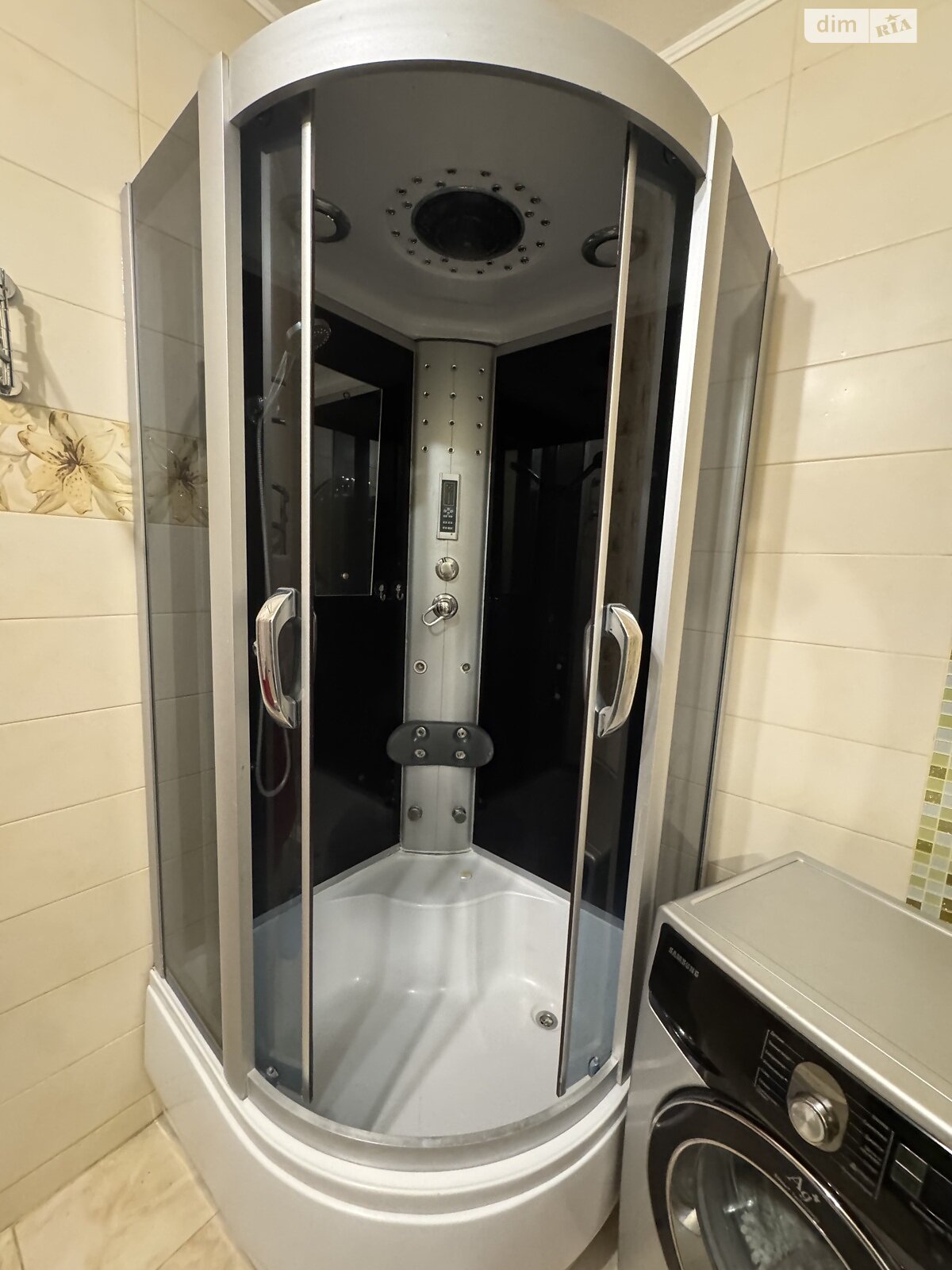 трикімнатна квартира в Вінниці, район Вишенька, на вул. Келецька в довготривалу оренду помісячно фото 1