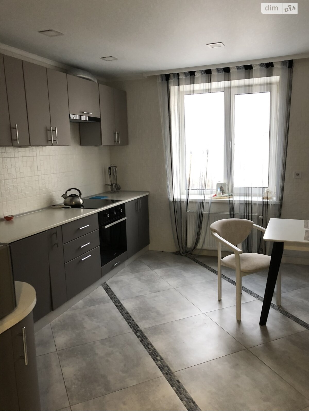 двокімнатна квартира в Вінниці, район Вишенька, на вул. Келецька 99 в довготривалу оренду помісячно фото 1