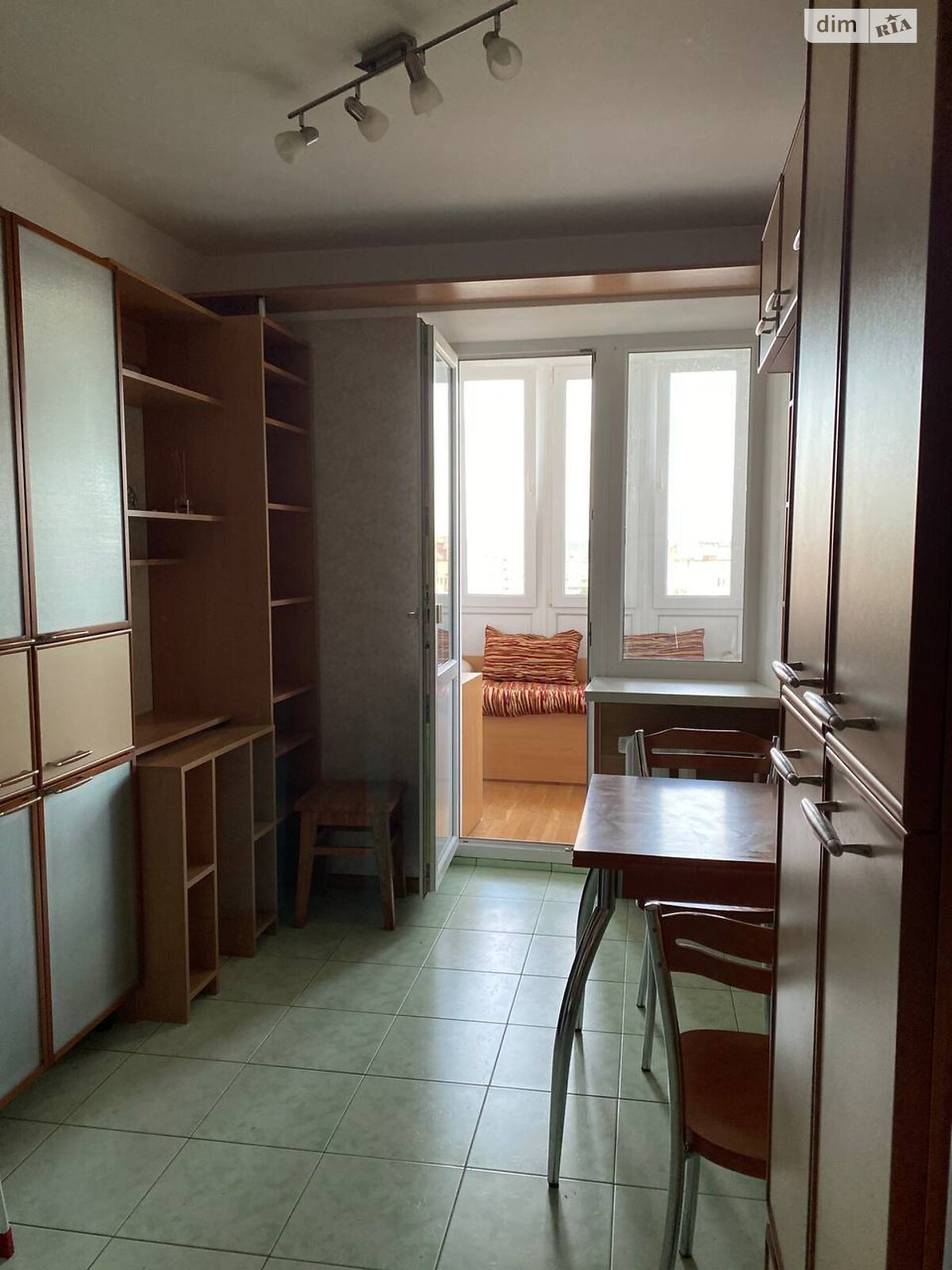 однокімнатна квартира в Вінниці, район Вишенька, на просп. Космонавтів 63 в довготривалу оренду помісячно фото 1 однокімнатна квартира в Вінниці, район Вишенька, на просп. Космонавтів 63 в довготривалу оренду помісячно фото 1