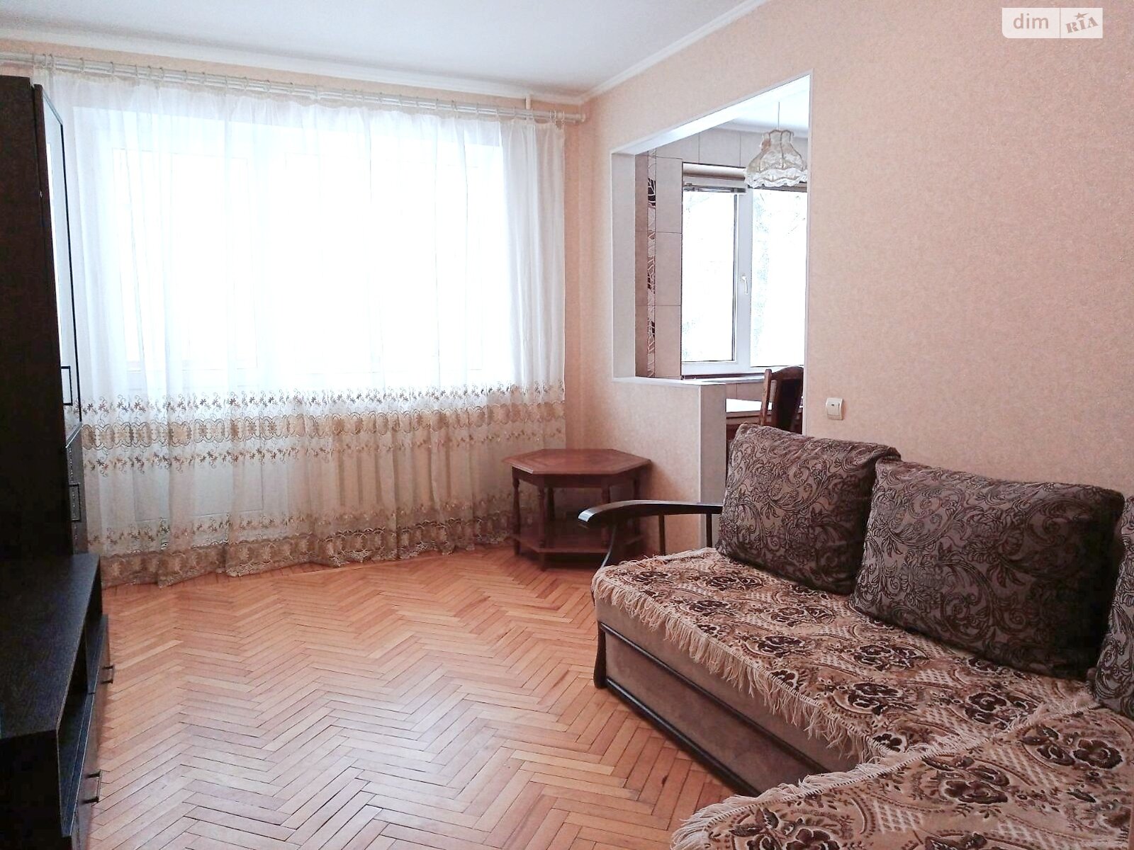 двокімнатна квартира в Вінниці, район Вишенька, на просп. Космонавтів 17 в довготривалу оренду помісячно фото 1 двокімнатна квартира в Вінниці, район Вишенька, на просп. Космонавтів 17 в довготривалу оренду помісячно фото 1