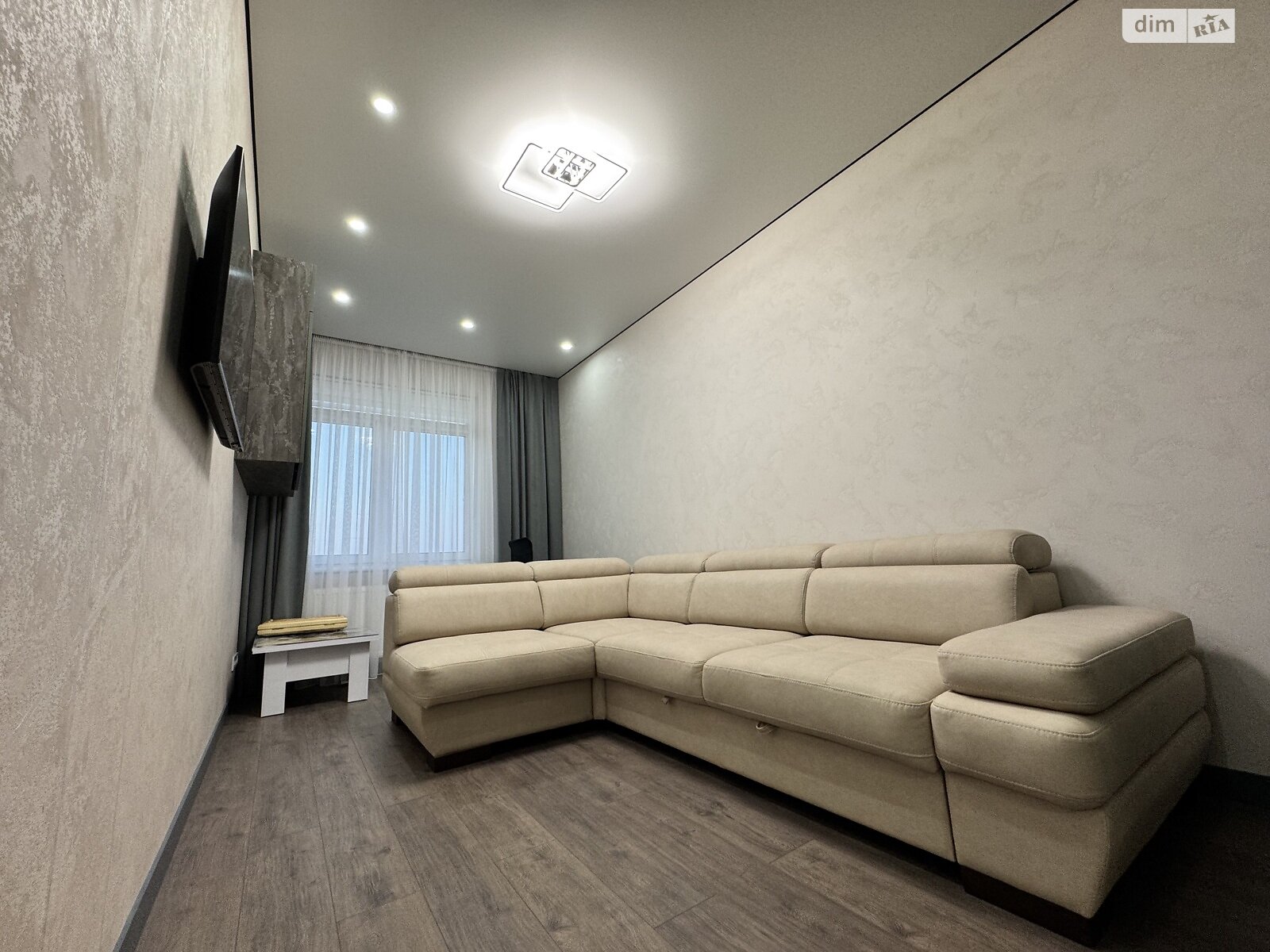 двокімнатна квартира в Вінниці, район Вишенька, на просп. Космонавтів 49 в довготривалу оренду помісячно фото 1 двокімнатна квартира в Вінниці, район Вишенька, на просп. Космонавтів 49 в довготривалу оренду помісячно фото 1