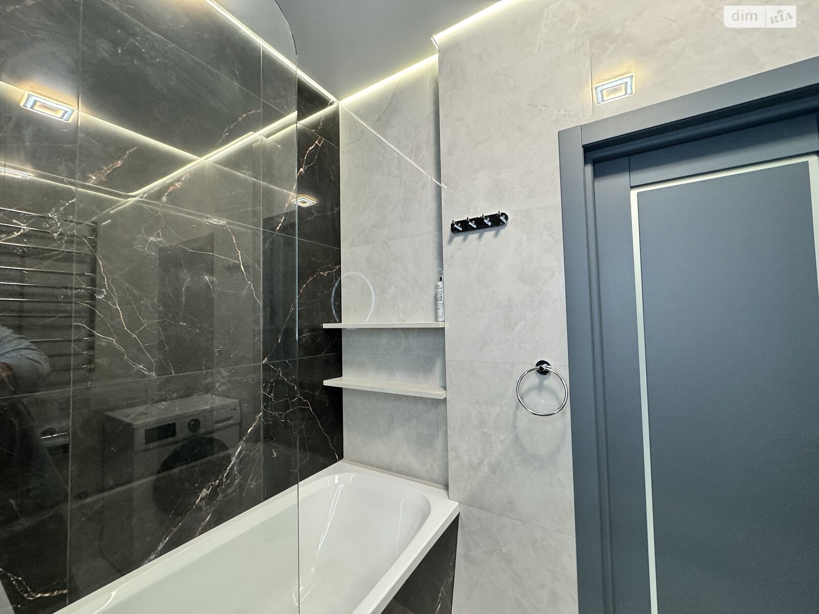 двокімнатна квартира в Вінниці, район Вишенька, на просп. Космонавтів 49 в довготривалу оренду помісячно фото 1 двокімнатна квартира в Вінниці, район Вишенька, на просп. Космонавтів 49 в довготривалу оренду помісячно фото 1