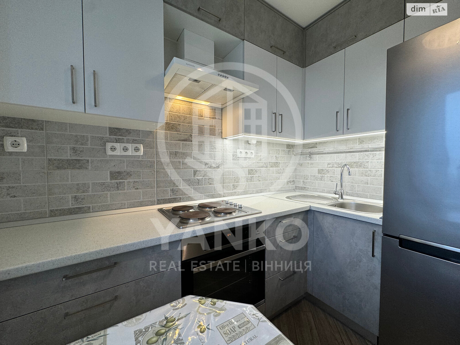 двухкомнатная квартира в Виннице, район Вишенка, на просп. Космонавтов в аренду на долгий срок помесячно фото 1 двухкомнатная квартира в Виннице, район Вишенка, на просп. Космонавтов в аренду на долгий срок помесячно фото 1