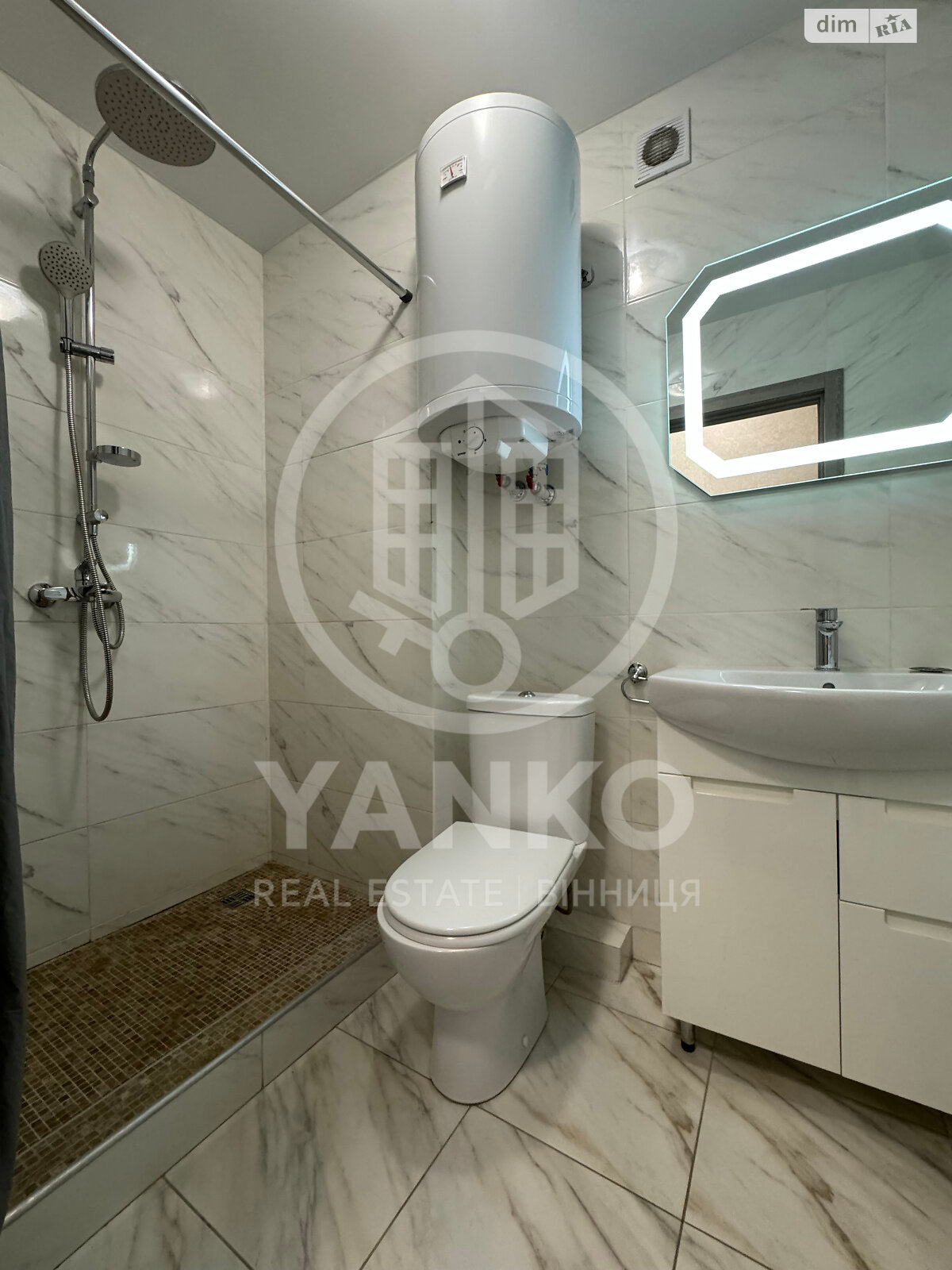 двухкомнатная квартира в Виннице, район Вишенка, на просп. Космонавтов в аренду на долгий срок помесячно фото 1 двухкомнатная квартира в Виннице, район Вишенка, на просп. Космонавтов в аренду на долгий срок помесячно фото 1