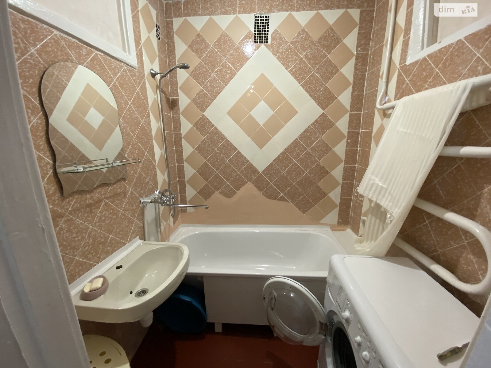 двокімнатна квартира в Вінниці, район Вишенька, на просп. Космонавтів в довготривалу оренду помісячно фото 1