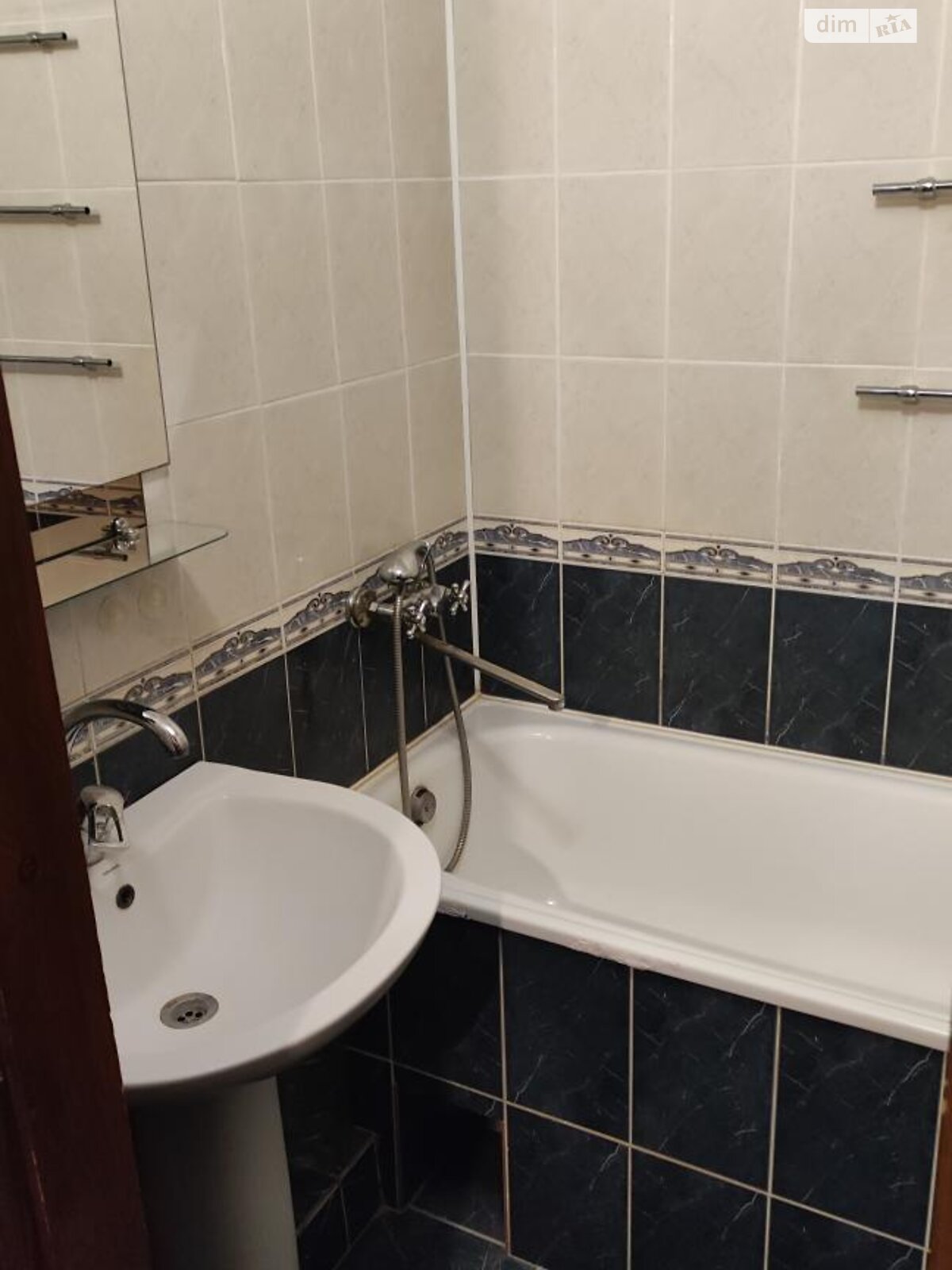 однокомнатная квартира в Виннице, район Вишенка, на просп. Космонавтов в аренду на долгий срок помесячно фото 1 однокомнатная квартира в Виннице, район Вишенка, на просп. Космонавтов в аренду на долгий срок помесячно фото 1