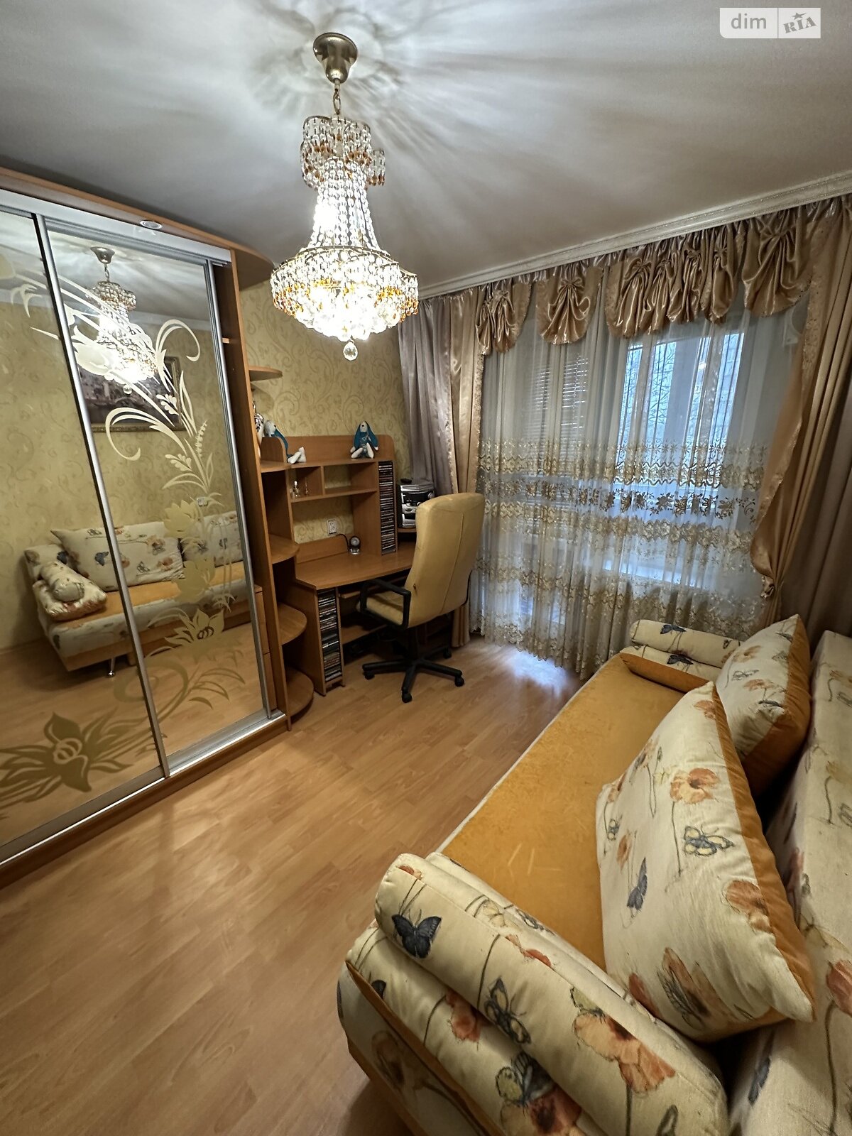 трехкомнатная квартира в Виннице, район Вишенка, на ул. Николая Ващука в аренду на долгий срок помесячно фото 1