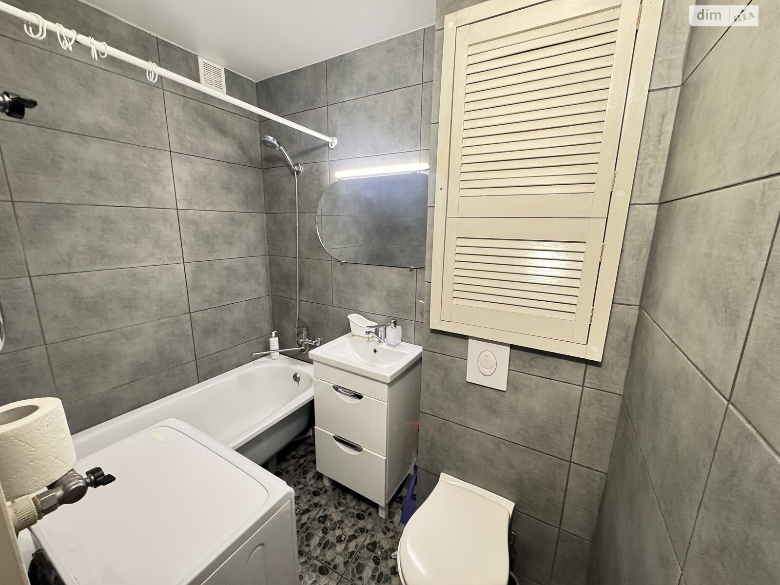 трехкомнатная квартира в Виннице, район Вишенка, на ул. Николая Ващука 15 в аренду на долгий срок помесячно фото 1 трехкомнатная квартира в Виннице, район Вишенка, на ул. Николая Ващука 15 в аренду на долгий срок помесячно фото 1