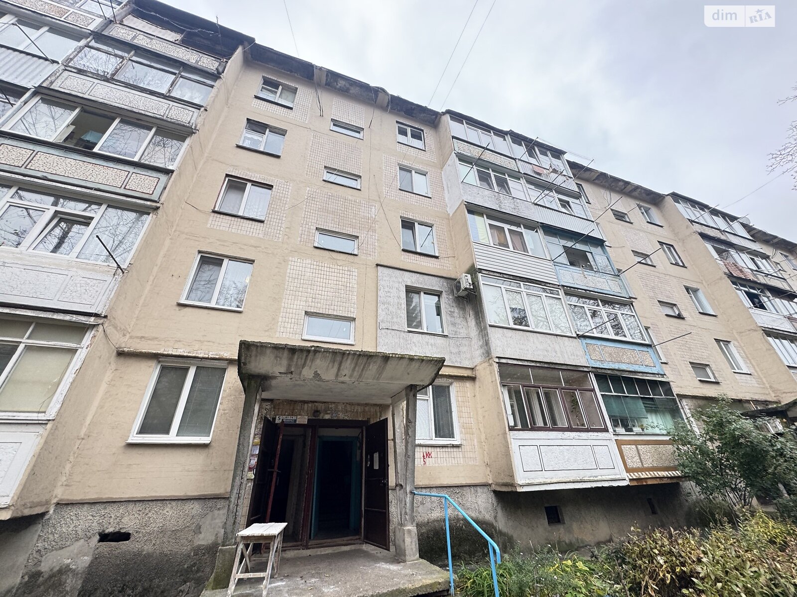 трехкомнатная квартира в Виннице, район Вишенка, на ул. Николая Ващука 15 в аренду на долгий срок помесячно фото 1 трехкомнатная квартира в Виннице, район Вишенка, на ул. Николая Ващука 15 в аренду на долгий срок помесячно фото 1