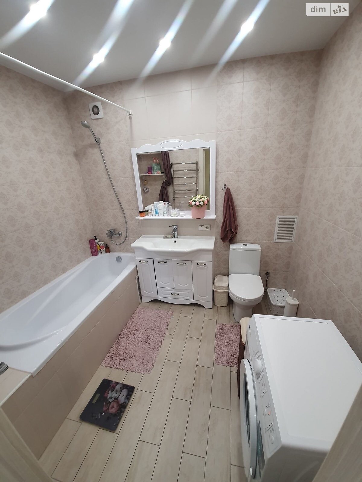 двокімнатна квартира в Вінниці, район Вишенька, на вул. Пляжна 12 в довготривалу оренду помісячно фото 1