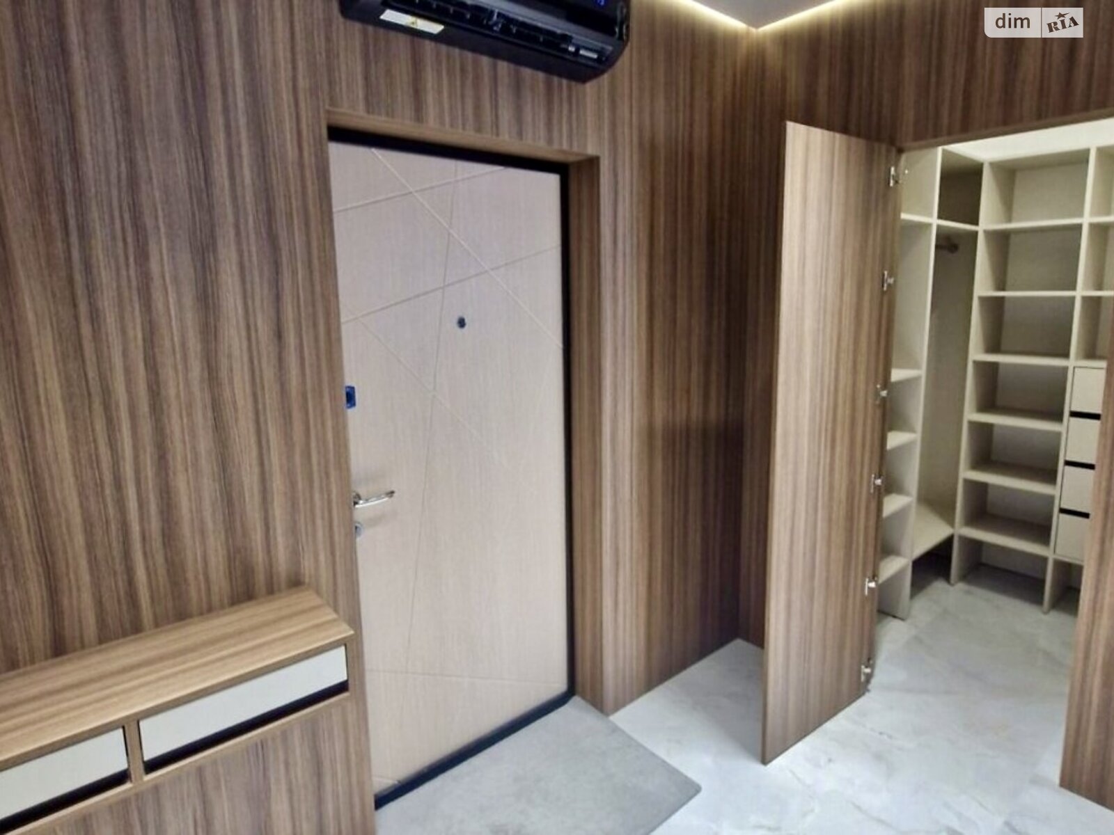 однокомнатная квартира в Виннице, район Вишенка, на ул. Праведников мира в аренду на долгий срок помесячно фото 1 однокомнатная квартира в Виннице, район Вишенка, на ул. Праведников мира в аренду на долгий срок помесячно фото 1