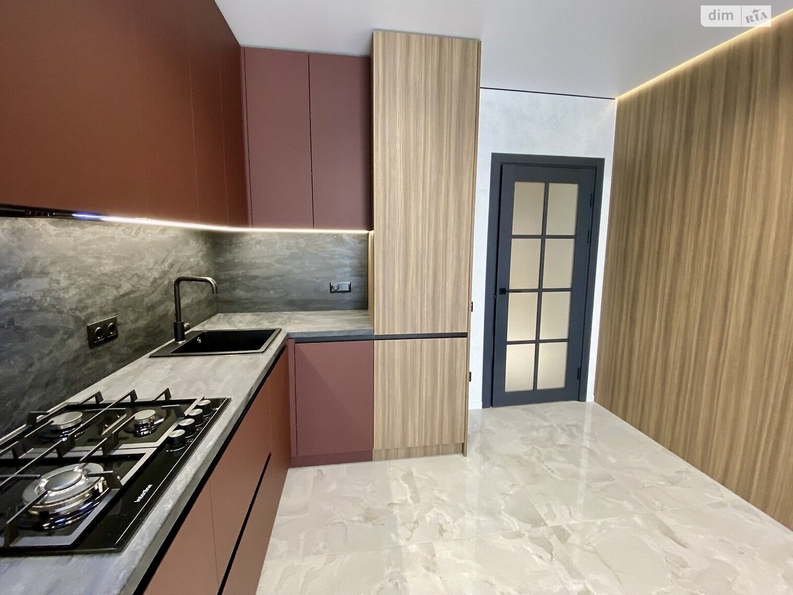 однокомнатная квартира в Виннице, район Вишенка, на ул. Праведников мира в аренду на долгий срок помесячно фото 1 однокомнатная квартира в Виннице, район Вишенка, на ул. Праведников мира в аренду на долгий срок помесячно фото 1