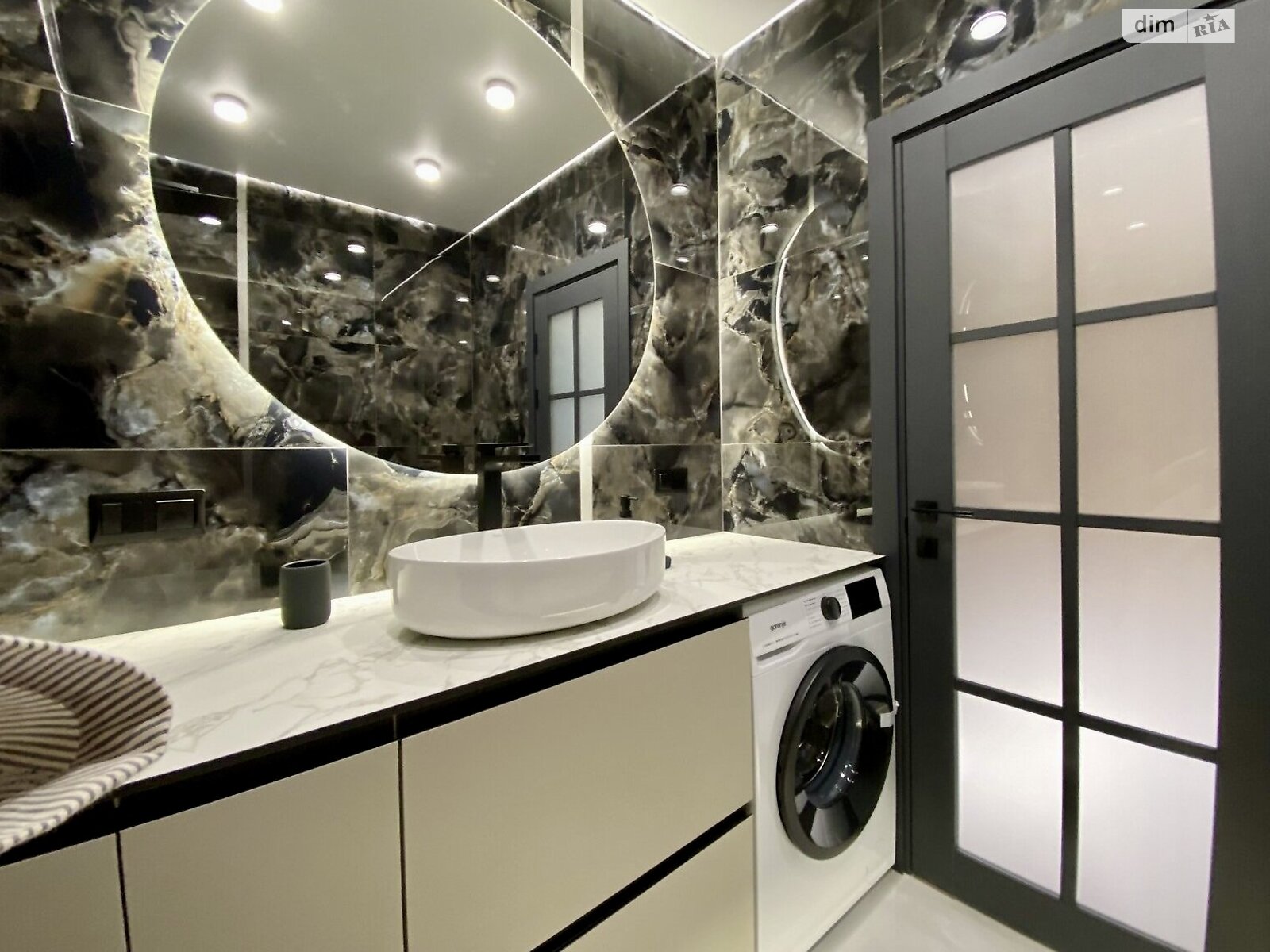 однокомнатная квартира в Виннице, район Вишенка, на ул. Праведников мира в аренду на долгий срок помесячно фото 1 однокомнатная квартира в Виннице, район Вишенка, на ул. Праведников мира в аренду на долгий срок помесячно фото 1