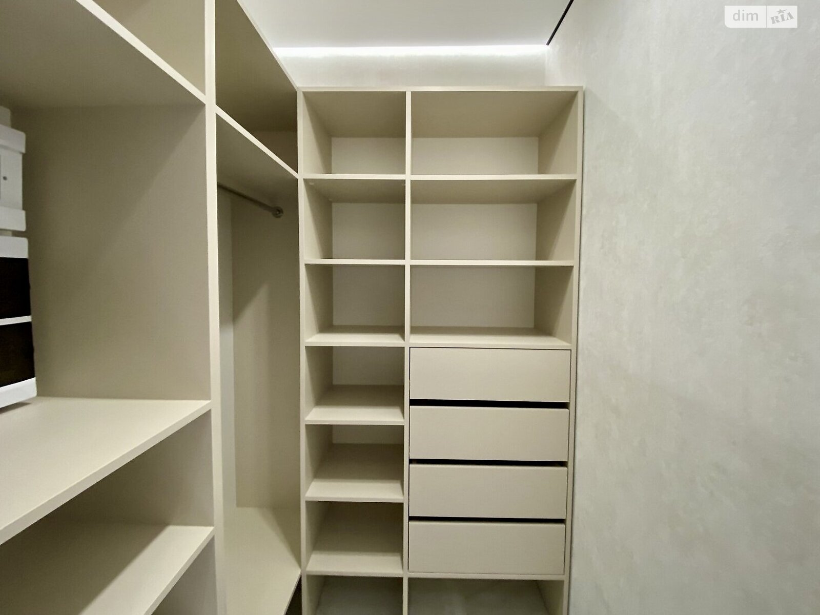 однокомнатная квартира в Виннице, район Вишенка, на ул. Праведников мира в аренду на долгий срок помесячно фото 1 однокомнатная квартира в Виннице, район Вишенка, на ул. Праведников мира в аренду на долгий срок помесячно фото 1