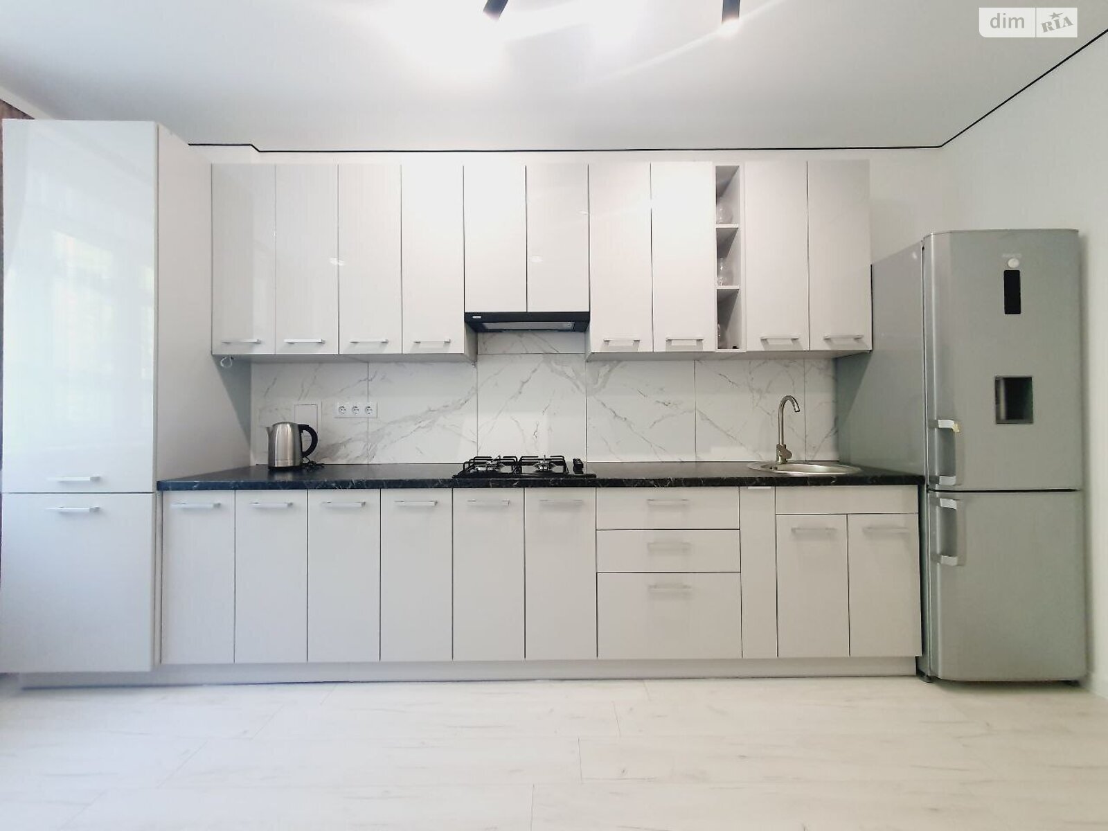 однокімнатна квартира в Вінниці, район Вишенька, на вул. Праведників світу в довготривалу оренду помісячно фото 1