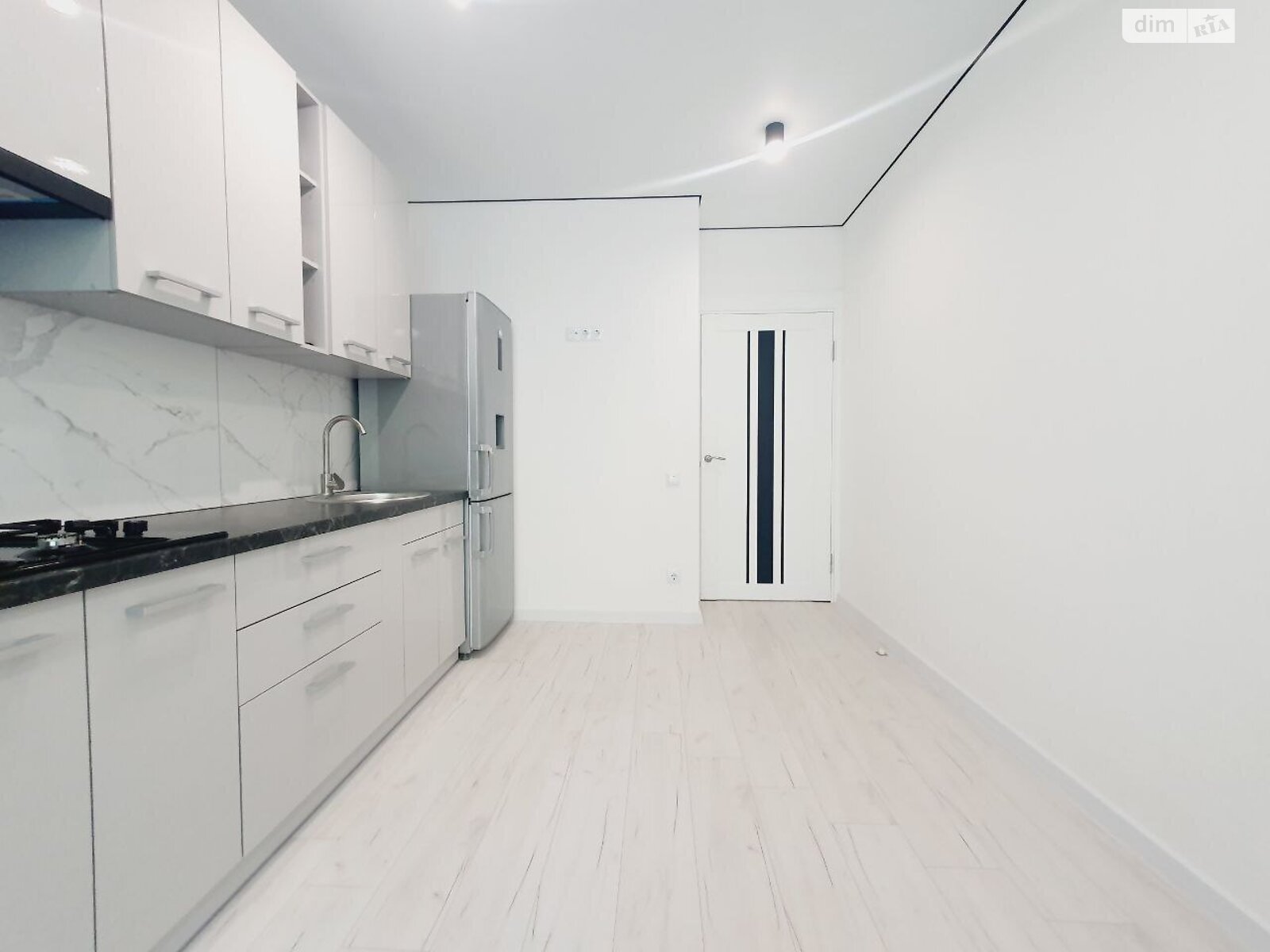 однокімнатна квартира в Вінниці, район Вишенька, на вул. Праведників світу в довготривалу оренду помісячно фото 1