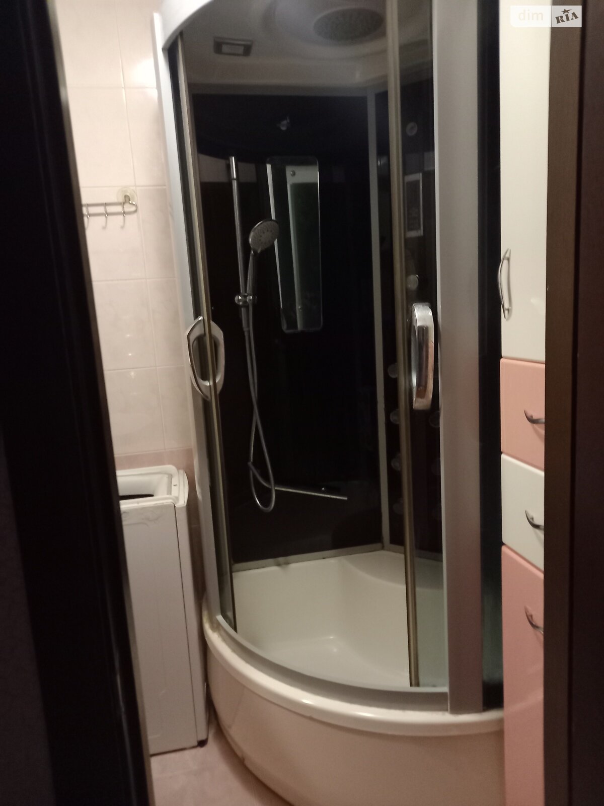 трехкомнатная квартира в Виннице, район Вишенка, на ул. Стельмаха 51 в аренду на долгий срок помесячно фото 1 трехкомнатная квартира в Виннице, район Вишенка, на ул. Стельмаха 51 в аренду на долгий срок помесячно фото 1