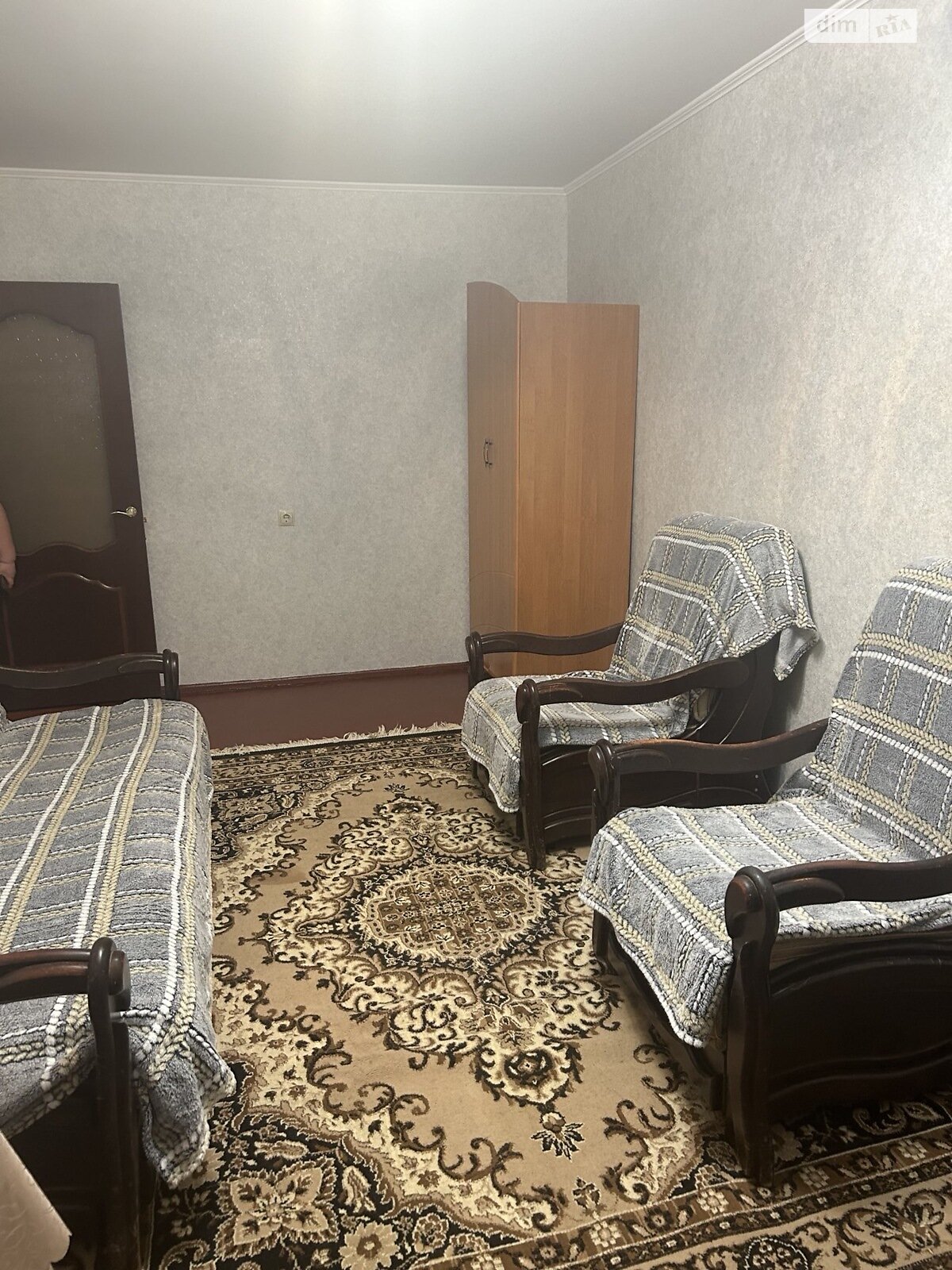 трикімнатна квартира в Вінниці, район Вишенька, на вул. Стельмаха в довготривалу оренду помісячно фото 1 трикімнатна квартира в Вінниці, район Вишенька, на вул. Стельмаха в довготривалу оренду помісячно фото 1