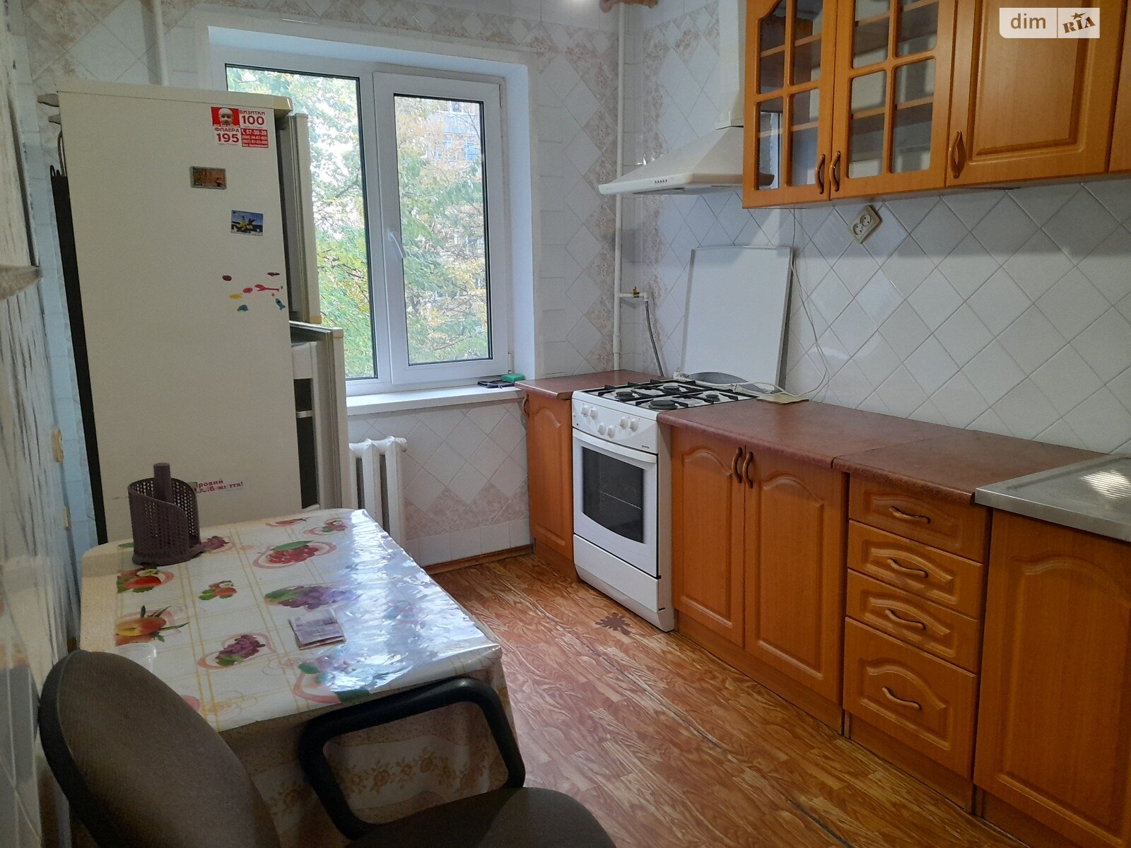 трикімнатна квартира в Вінниці, район Вишенька, на вул. Стельмаха в довготривалу оренду помісячно фото 1