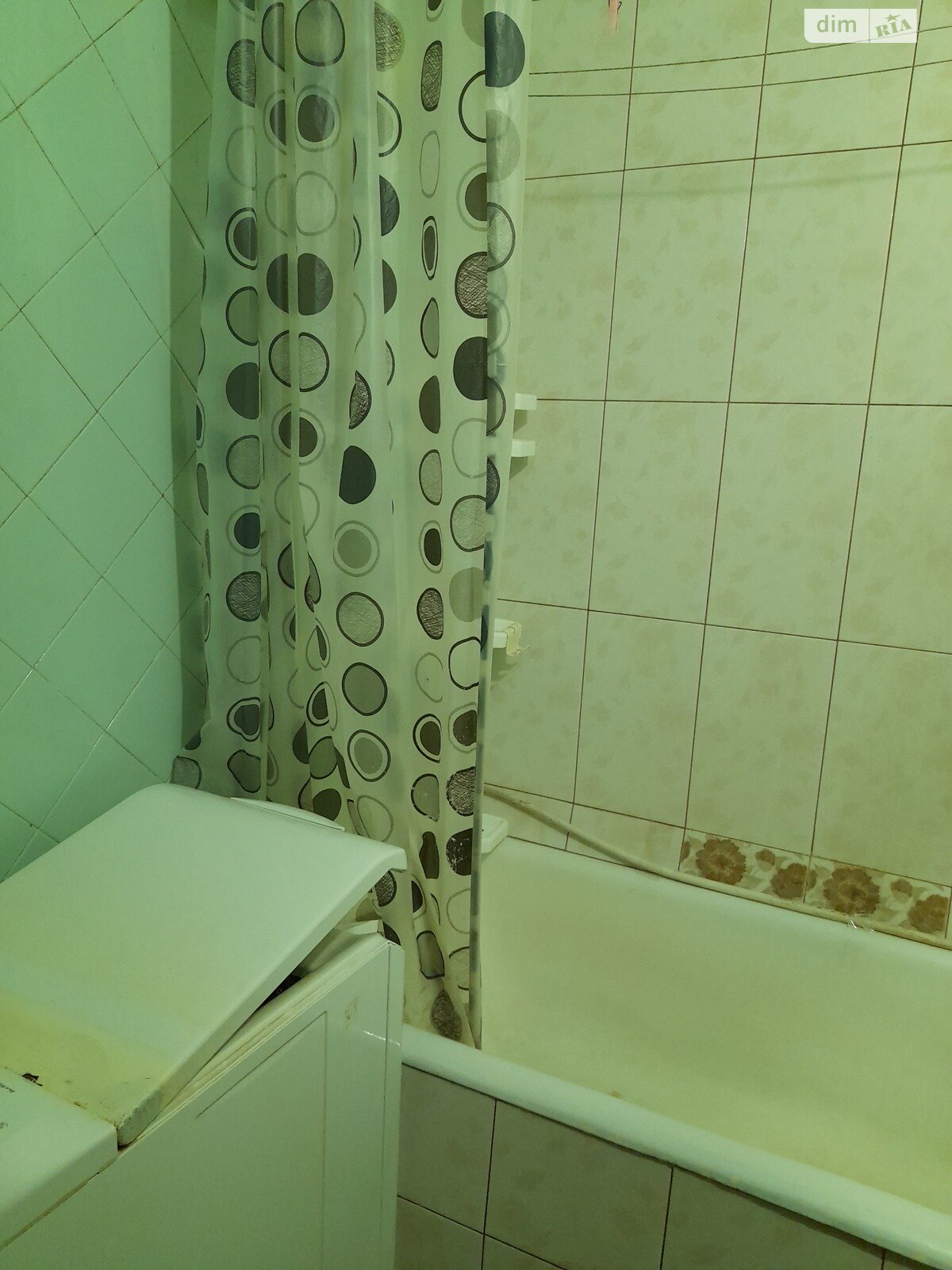 трикімнатна квартира в Вінниці, район Вишенька, на вул. Стельмаха в довготривалу оренду помісячно фото 1