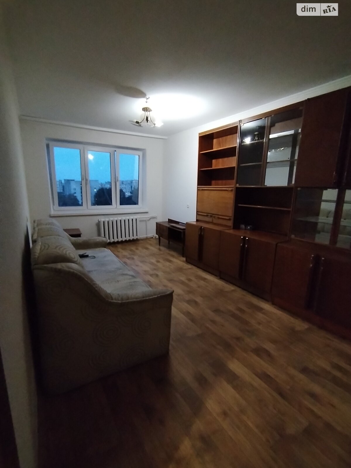 трикімнатна квартира з меблями в Вінниці, район Вишенька, на вул. Василя Порика в довготривалу оренду помісячно фото 1 трикімнатна квартира з меблями в Вінниці, район Вишенька, на вул. Василя Порика в довготривалу оренду помісячно фото 1