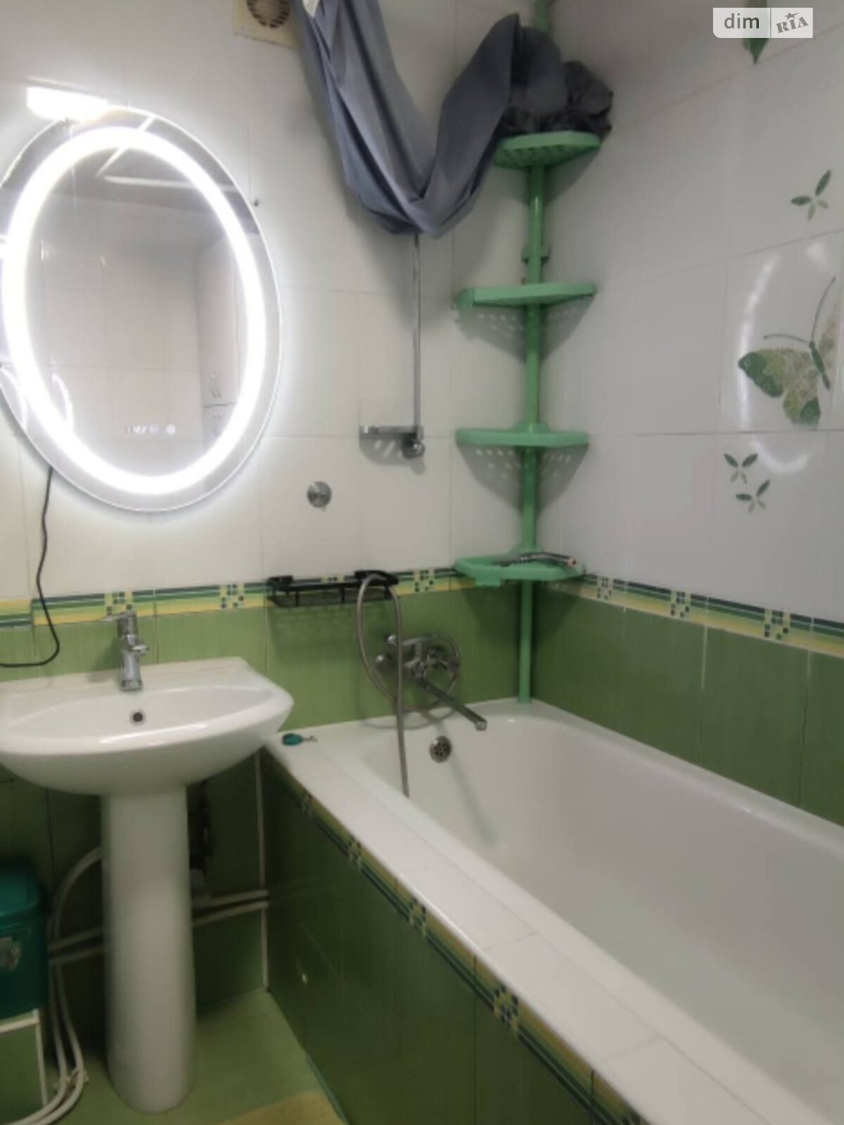 трикімнатна квартира з меблями в Вінниці, район Вишенька, на вул. Василя Порика в довготривалу оренду помісячно фото 1 трикімнатна квартира з меблями в Вінниці, район Вишенька, на вул. Василя Порика в довготривалу оренду помісячно фото 1