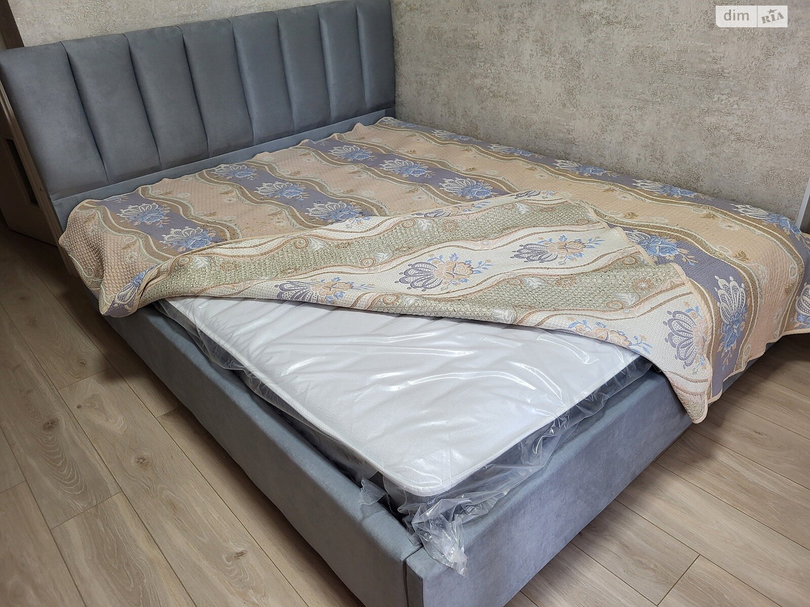 трехкомнатная квартира в Виннице, район Вишенка, на ул. Василия Порика в аренду на долгий срок помесячно фото 1