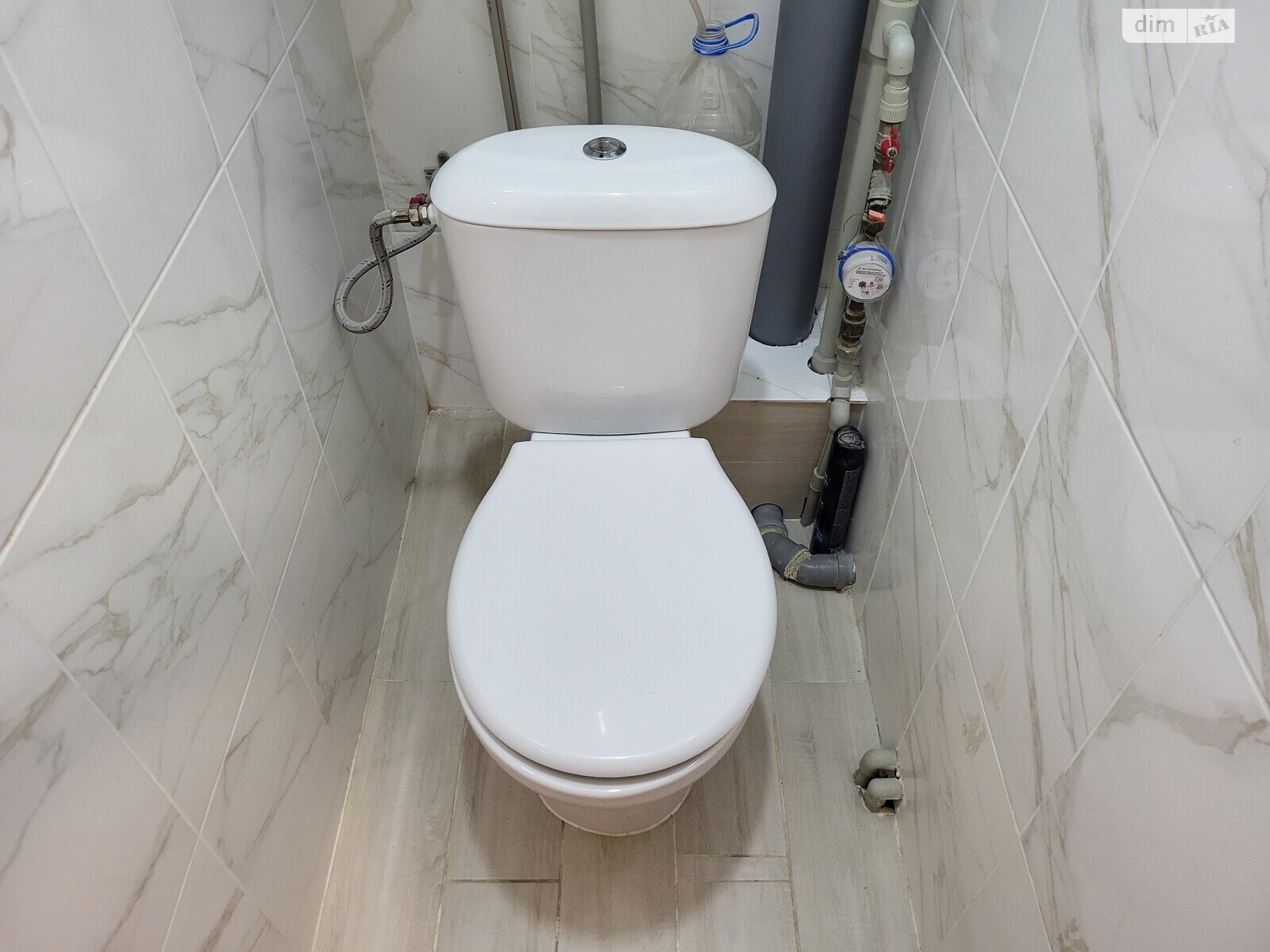 трехкомнатная квартира в Виннице, район Вишенка, на ул. Василия Порика в аренду на долгий срок помесячно фото 1