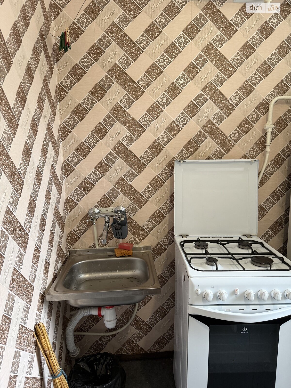 однокомнатная квартира в Виннице, район Вишенка, на просп. Юности в аренду на долгий срок помесячно фото 1 однокомнатная квартира в Виннице, район Вишенка, на просп. Юности в аренду на долгий срок помесячно фото 1